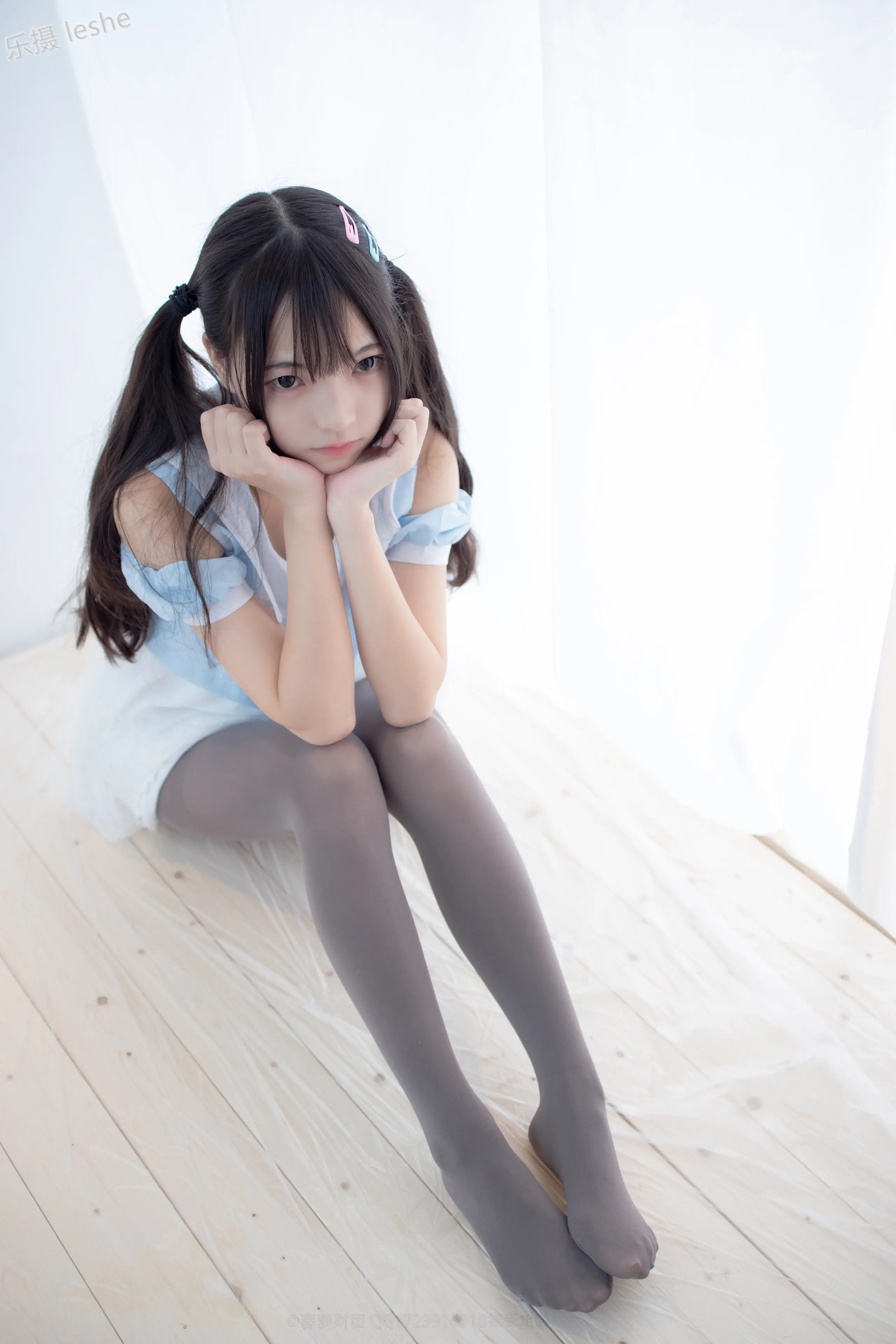 森萝财团 X 80D灰丝踩物 [86P]