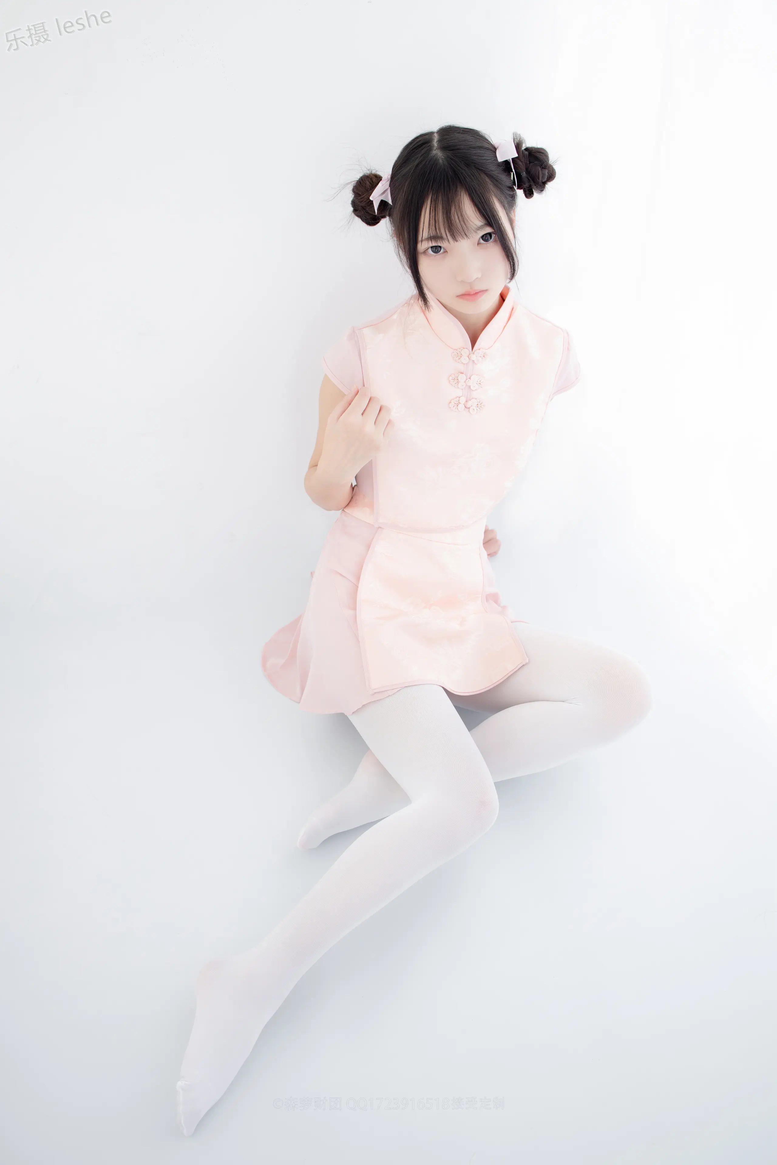 森萝财团 X 80D白丝踩物 [66P]