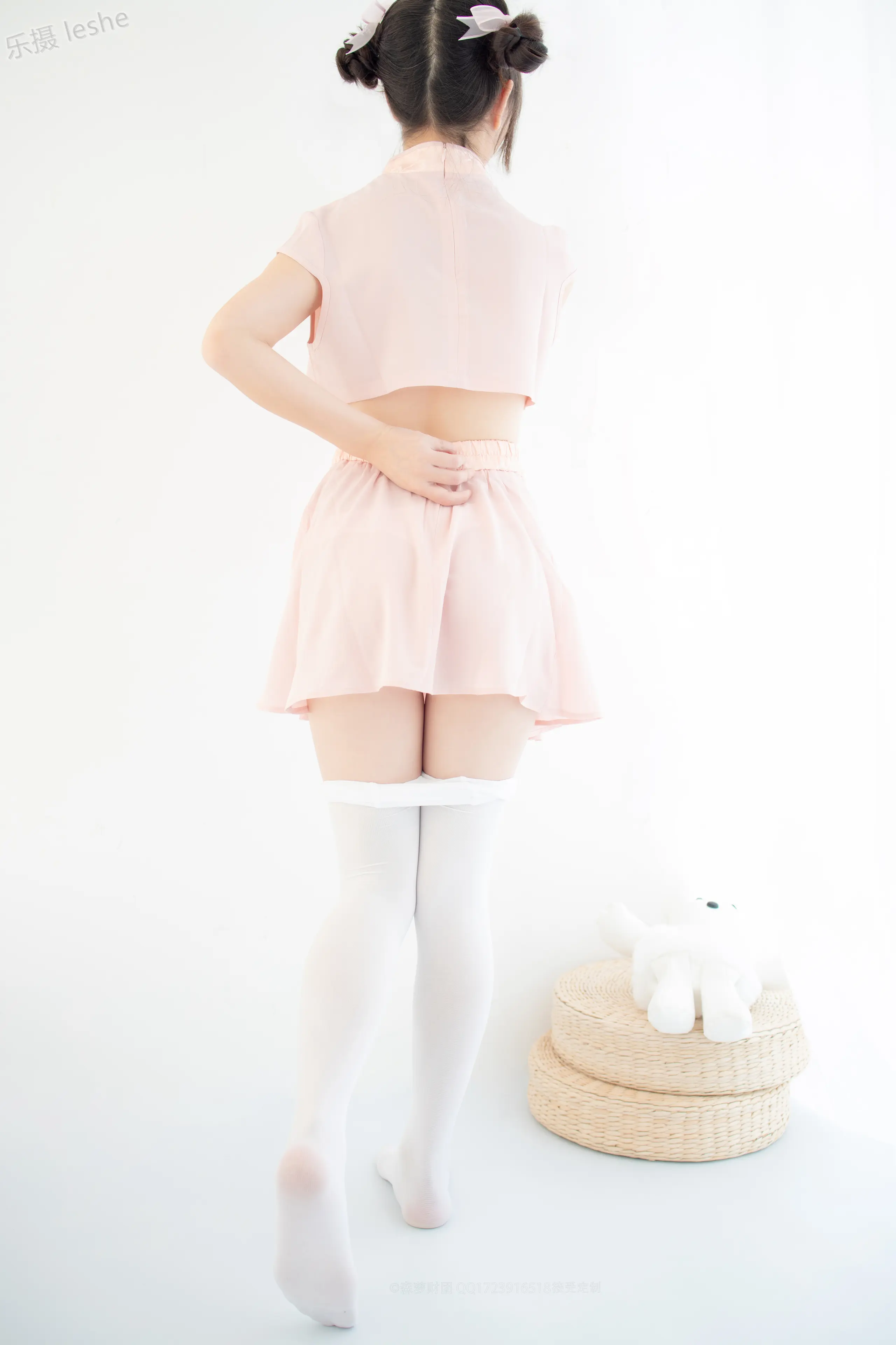 森萝财团 X 80D白丝踩物 [66P]