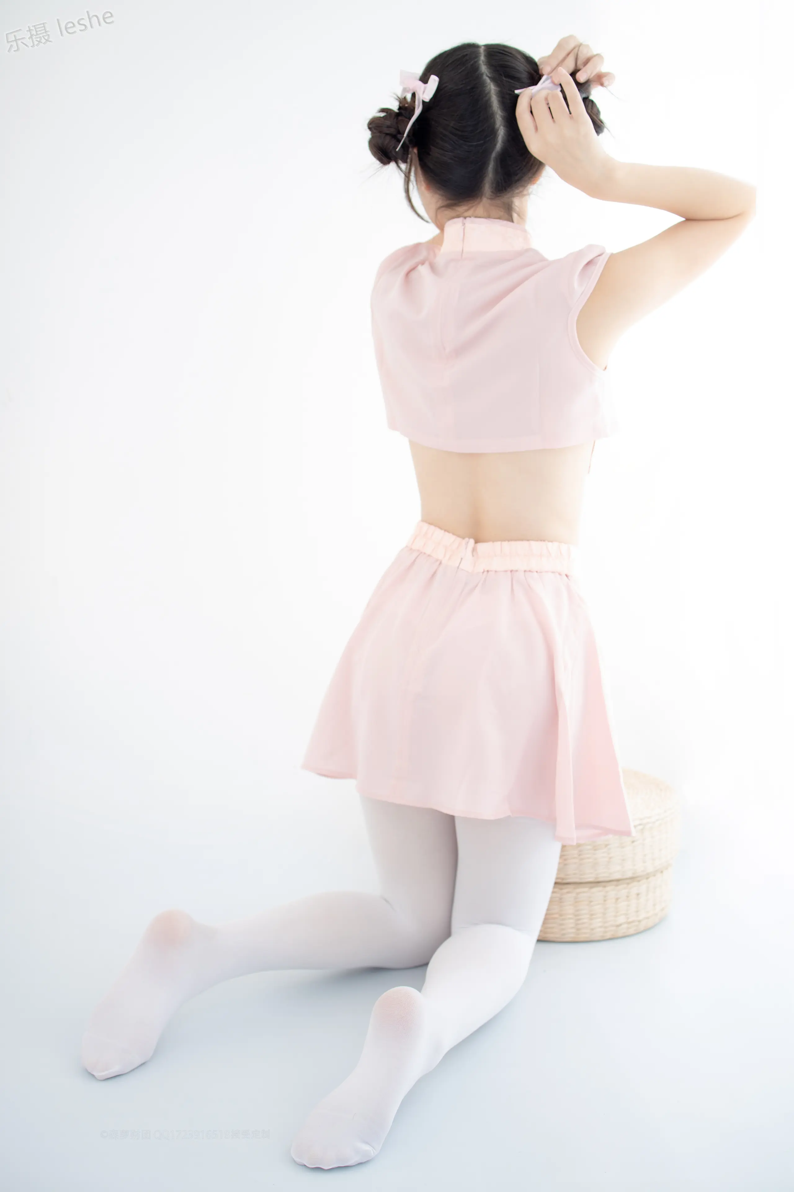 森萝财团 X 80D白丝踩物 [66P]