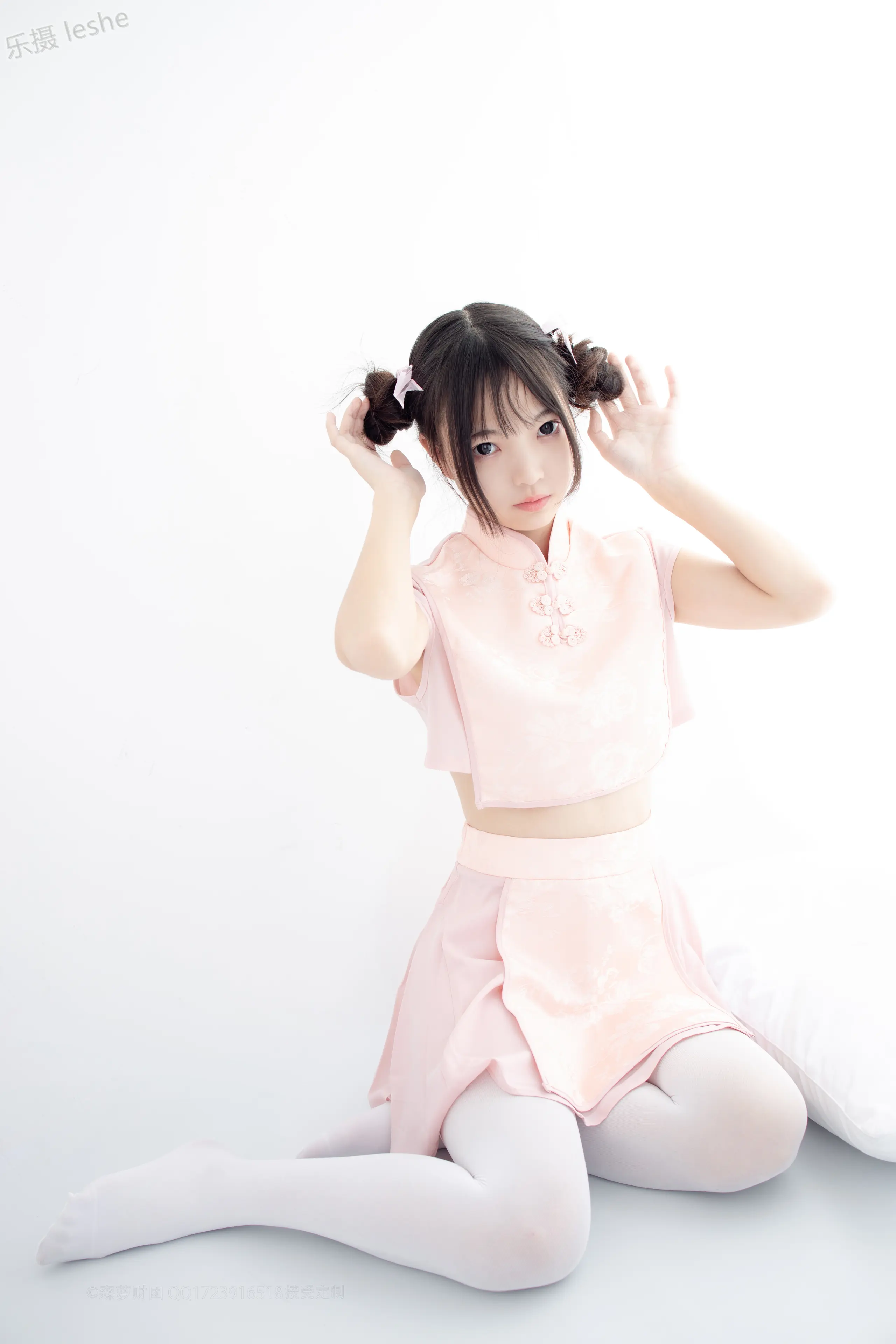 森萝财团 X 80D白丝踩物 [66P]