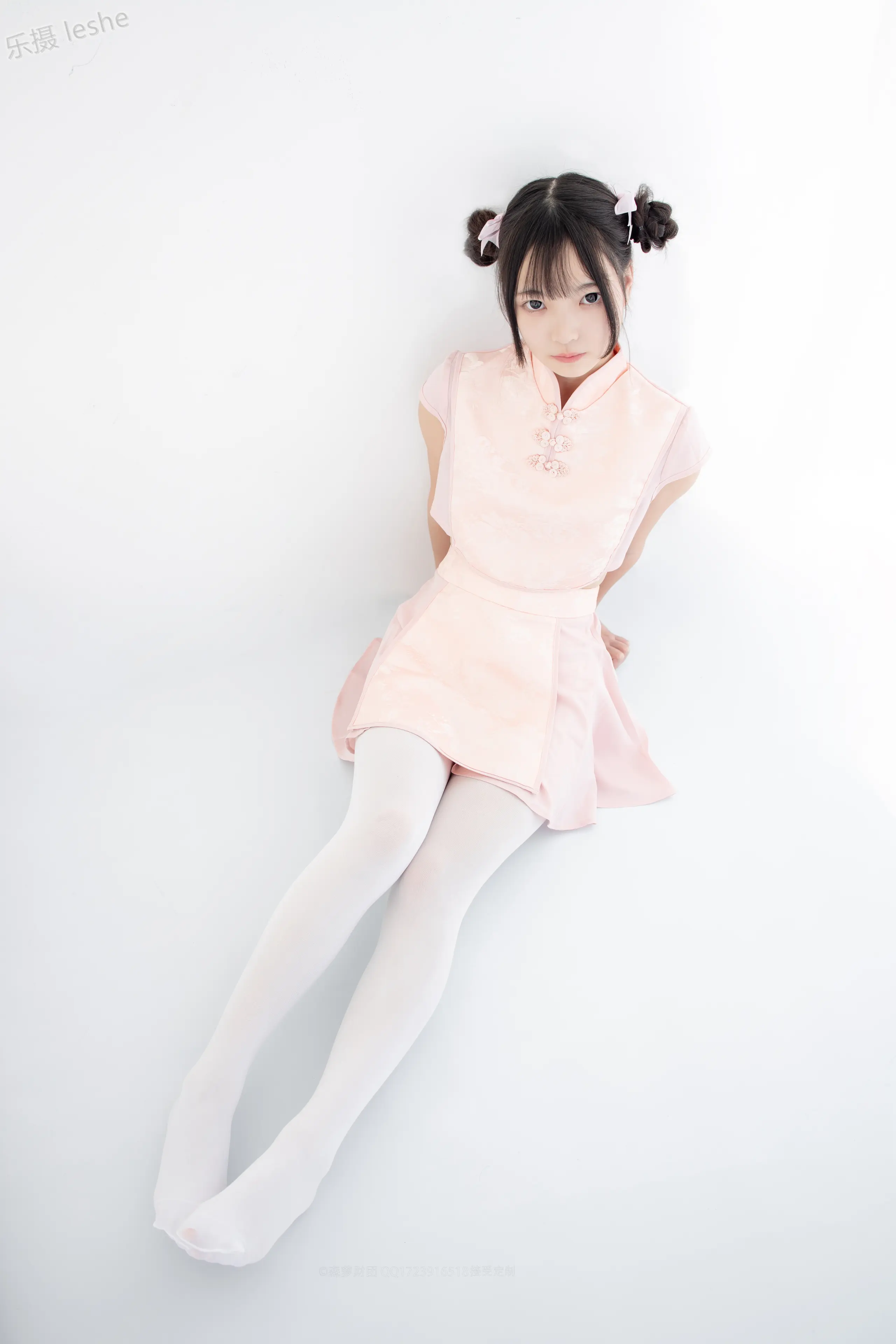 森萝财团 X 80D白丝踩物 [66P]