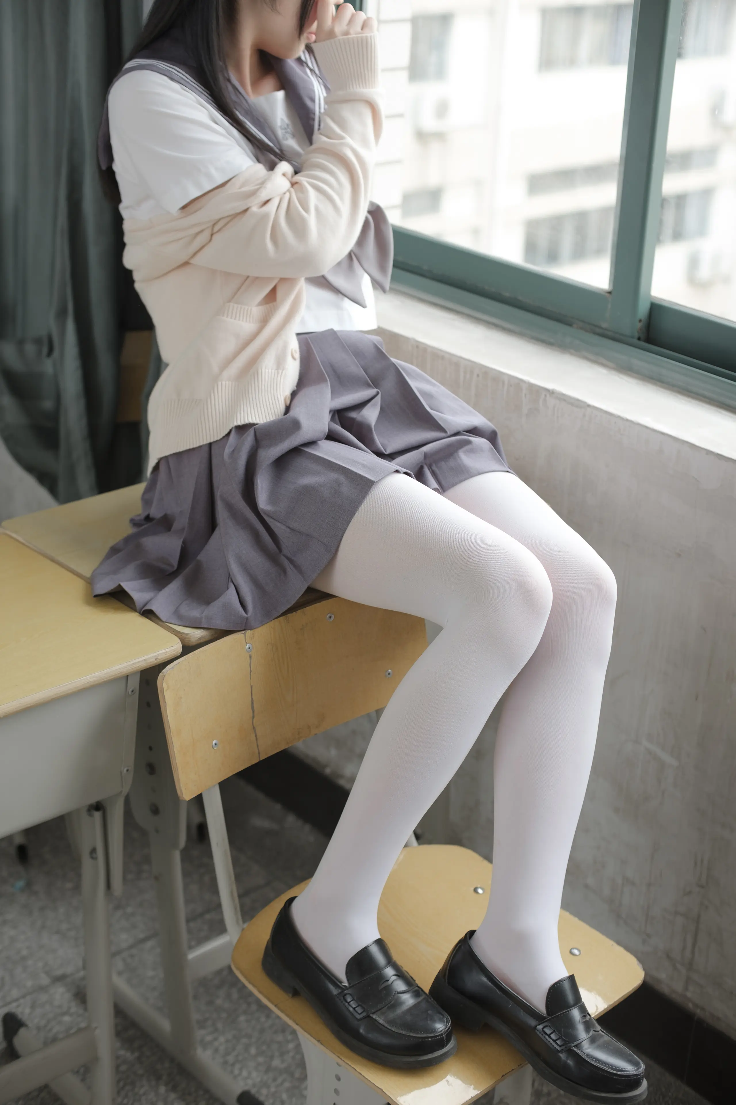 森萝财团 X JK校服白丝 [99P]