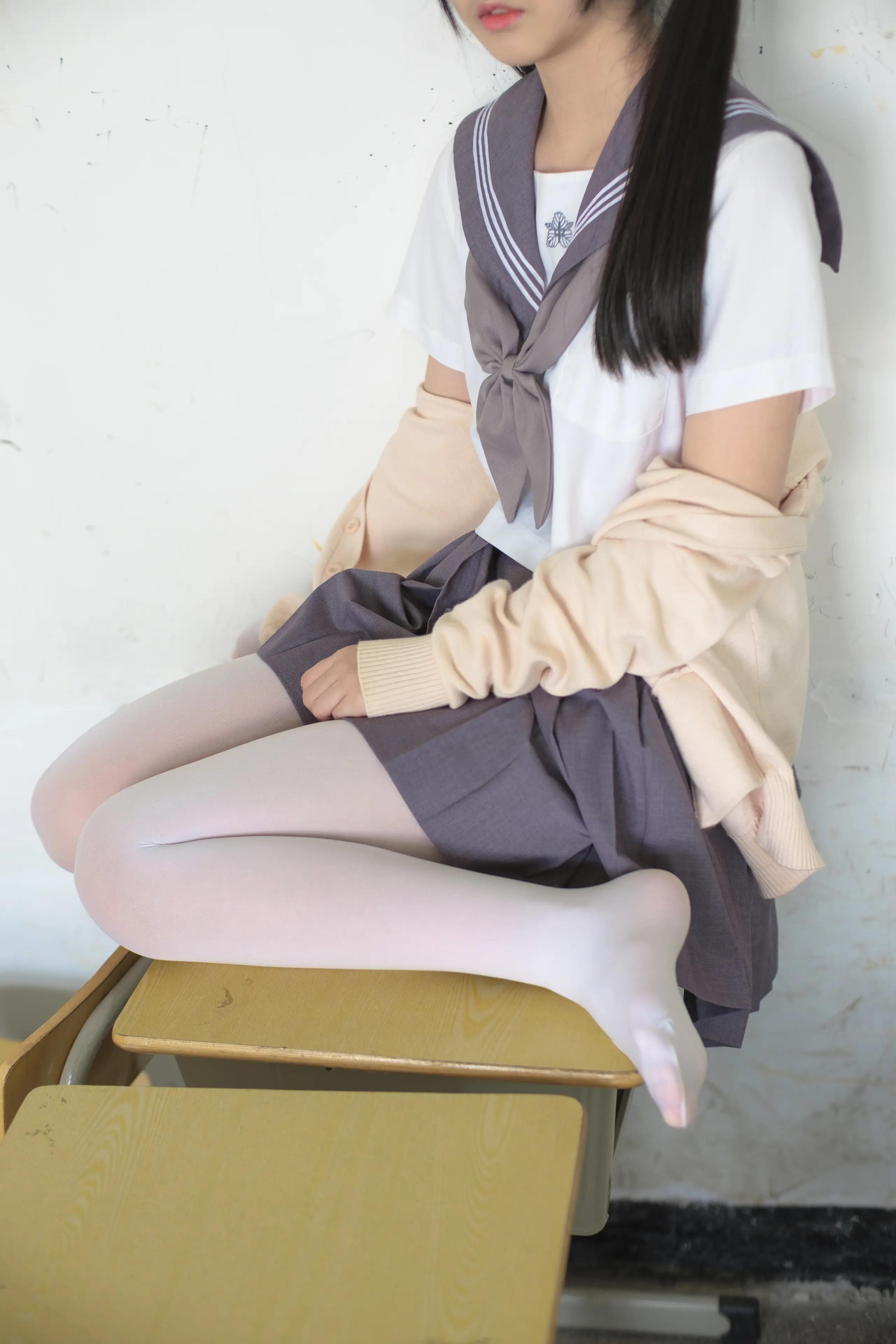 森萝财团 X JK校服白丝 [99P]