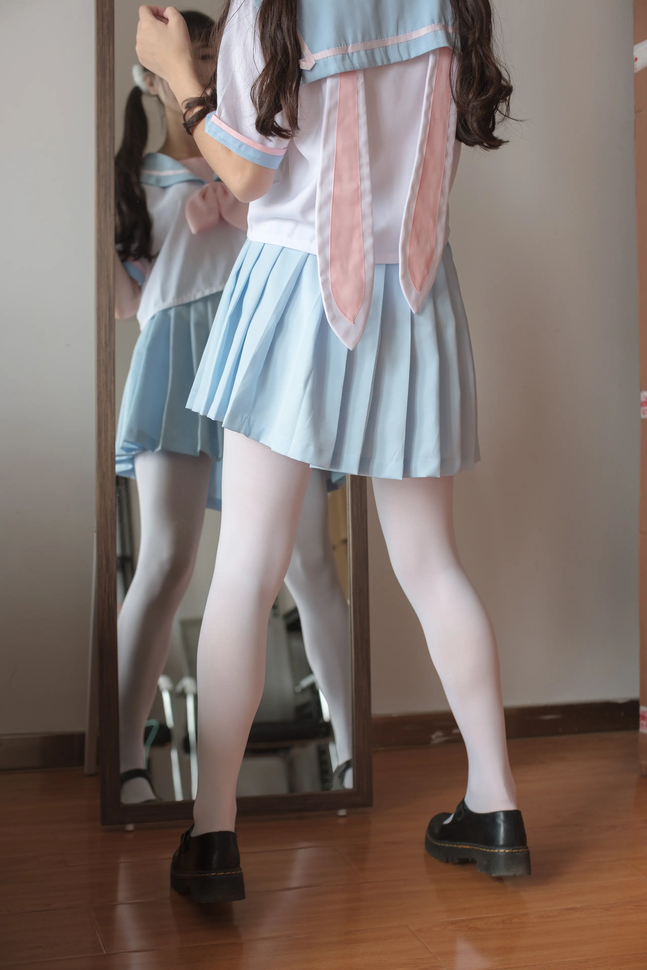 森萝财团 X JK水手服 [75P]