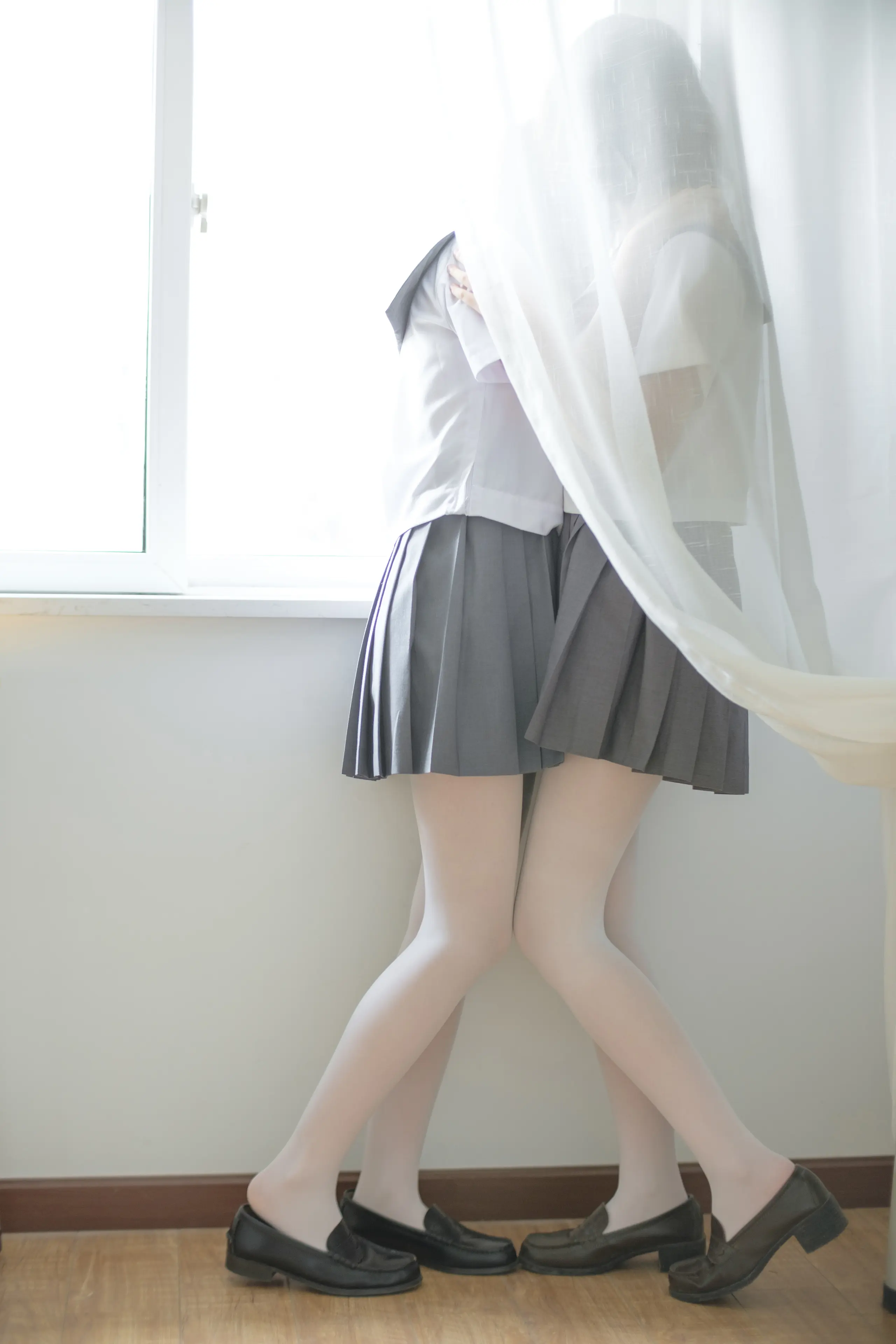 森萝财团 X JK白丝姐妹花 [131P]