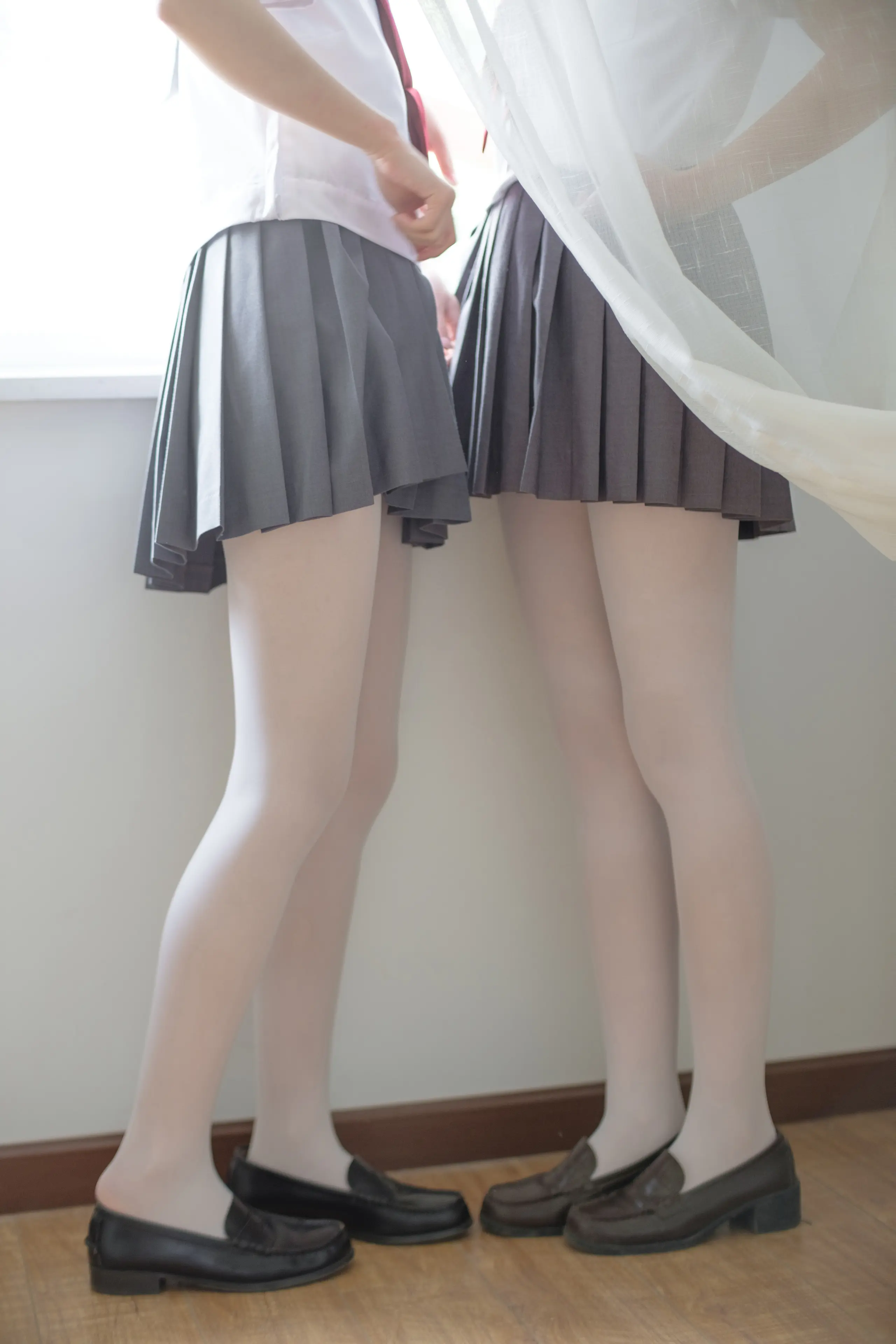 森萝财团 X JK白丝姐妹花 [131P]