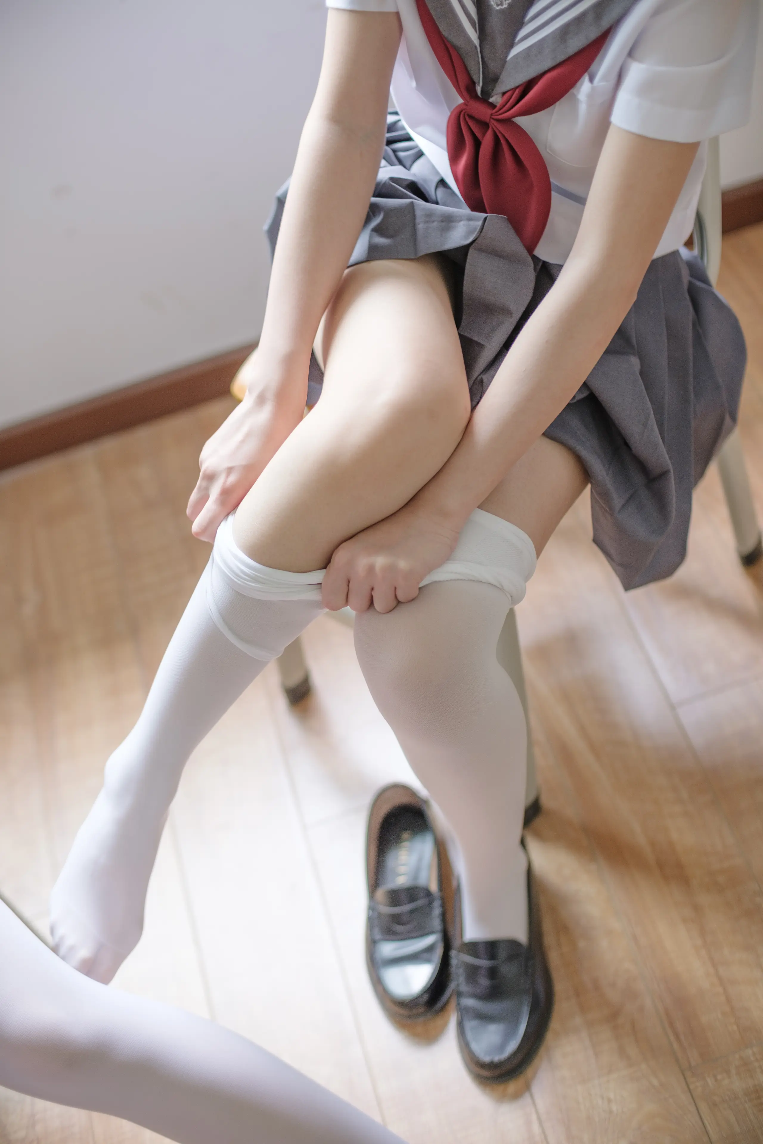 森萝财团 X JK白丝姐妹花 [131P]