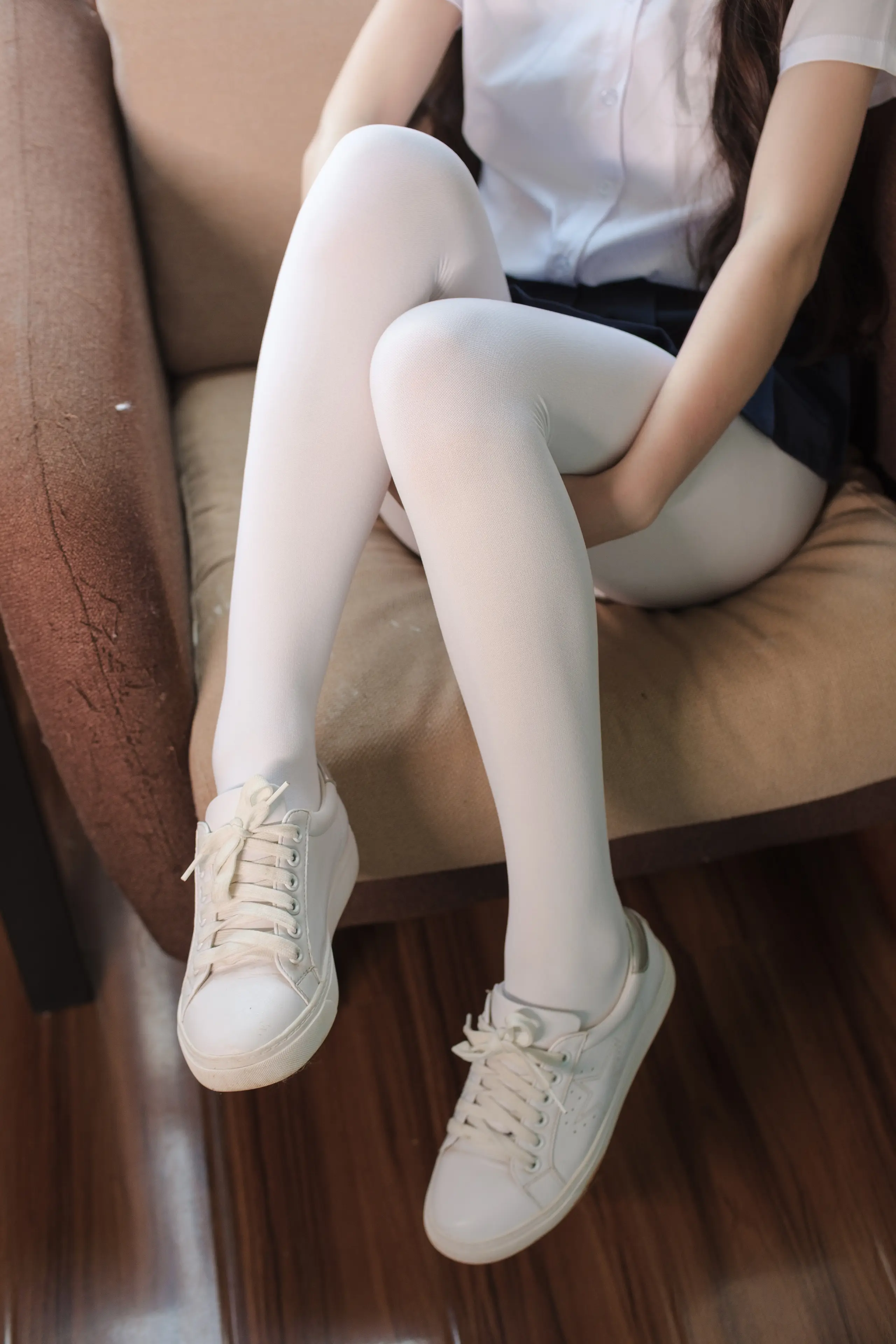 森萝财团 X JK白丝清纯小妹 [83P]