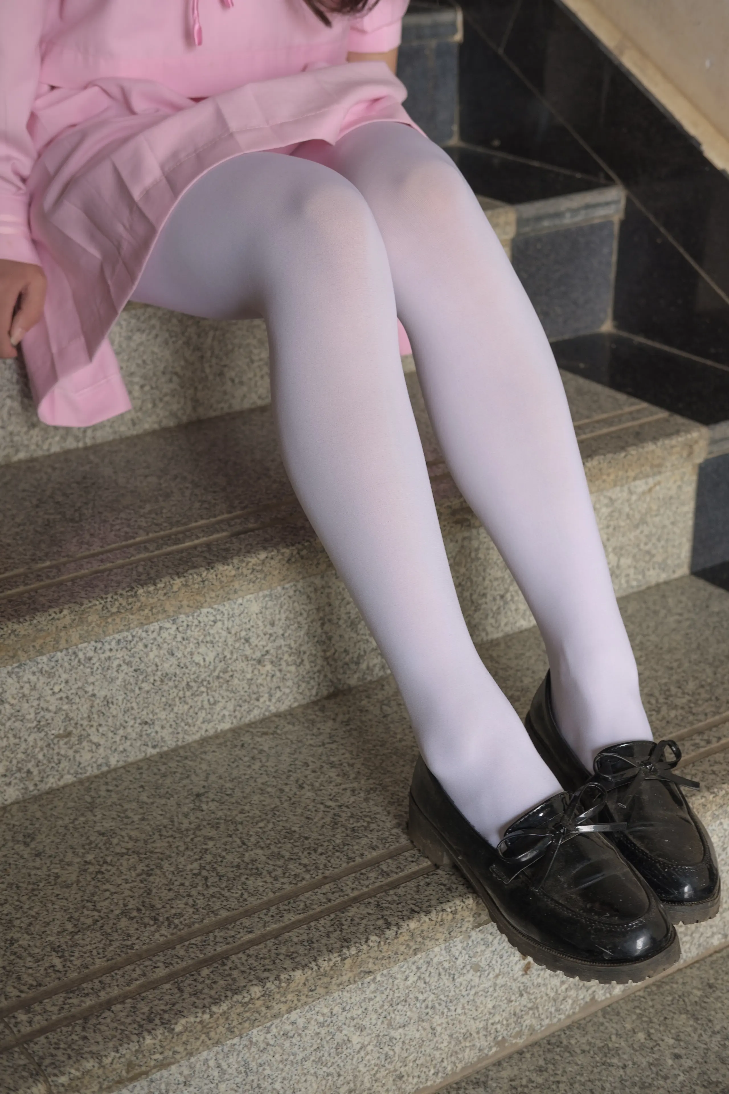 森萝财团 X JK粉色校服白丝 [113P]