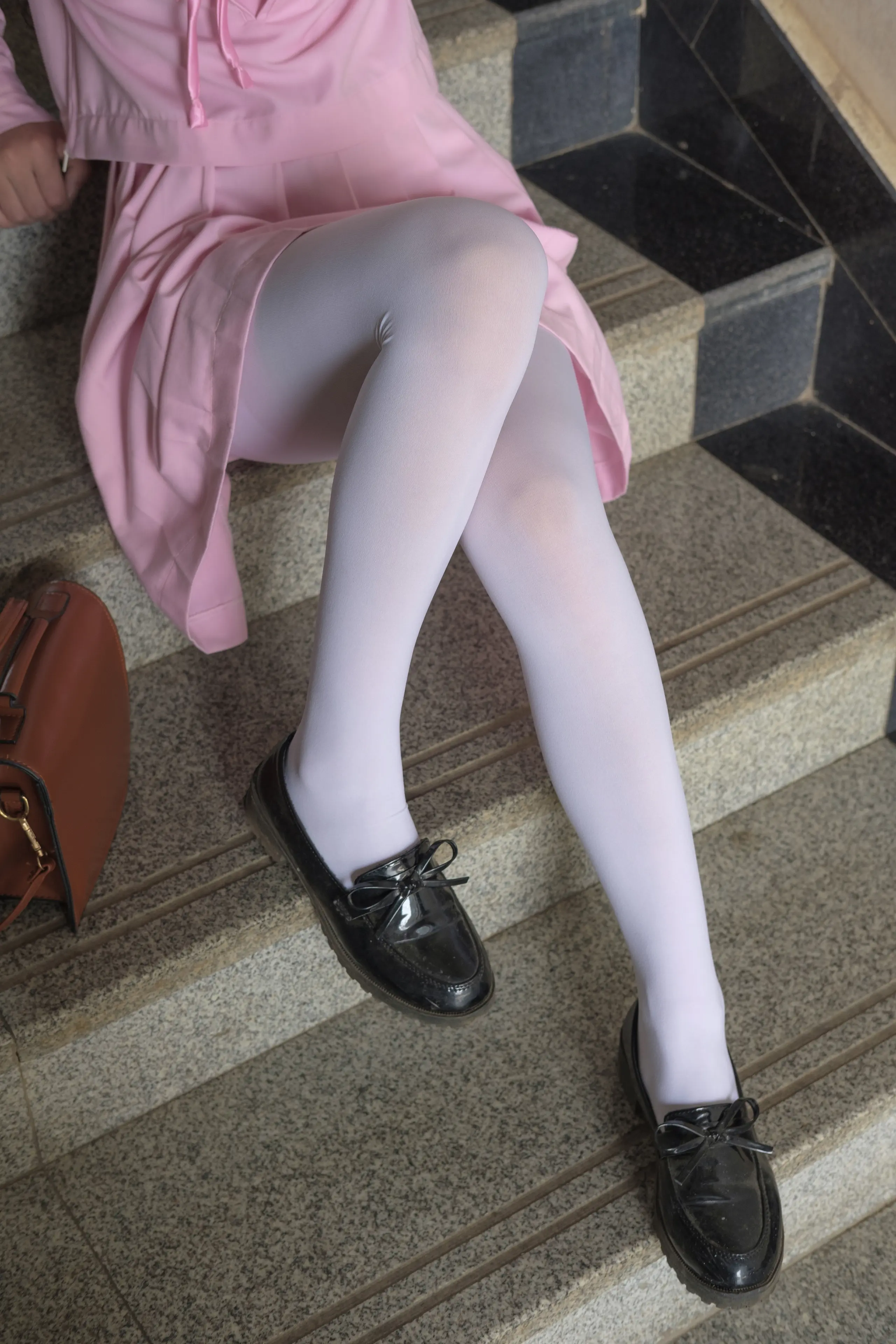 森萝财团 X JK粉色校服白丝 [113P]