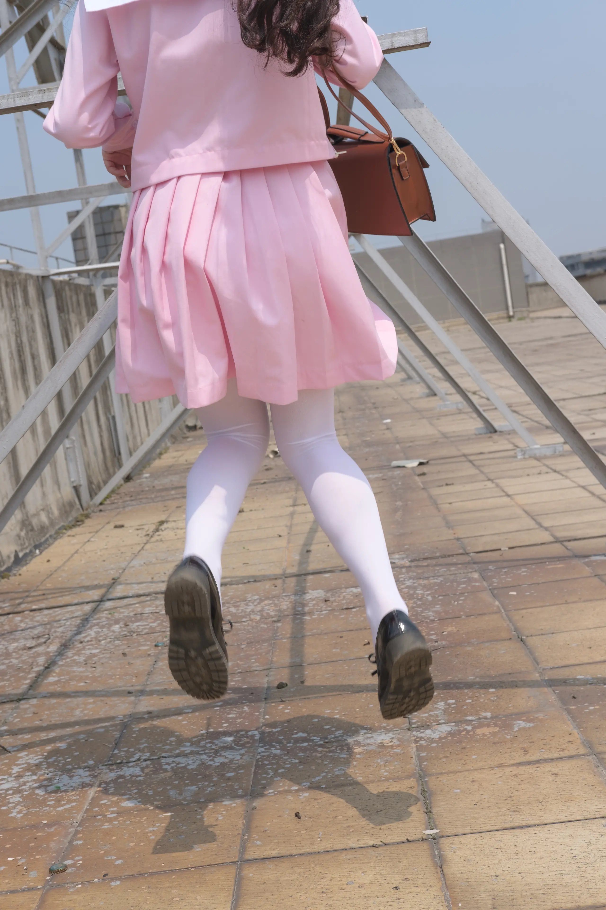 森萝财团 X JK粉色校服白丝 [113P]