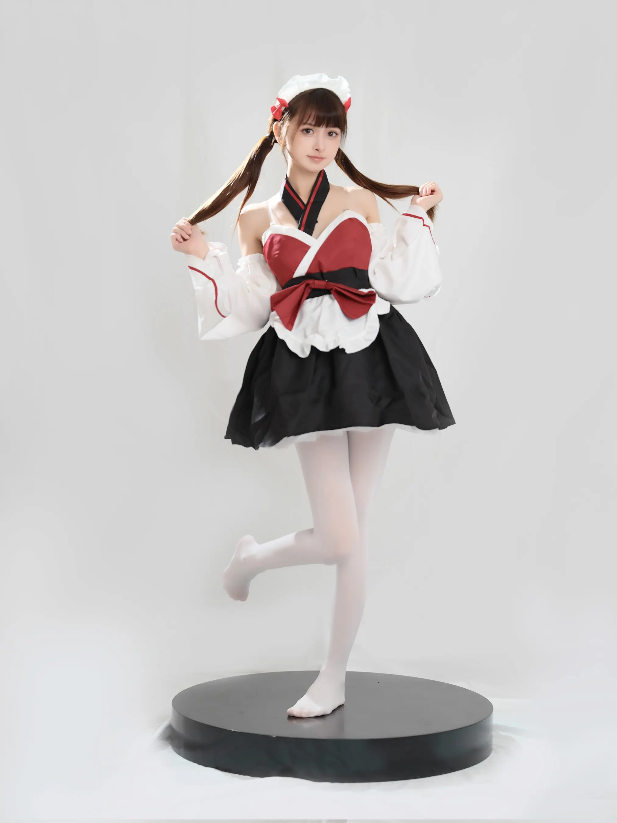 河豚抚子 红衣小女仆 [25P]