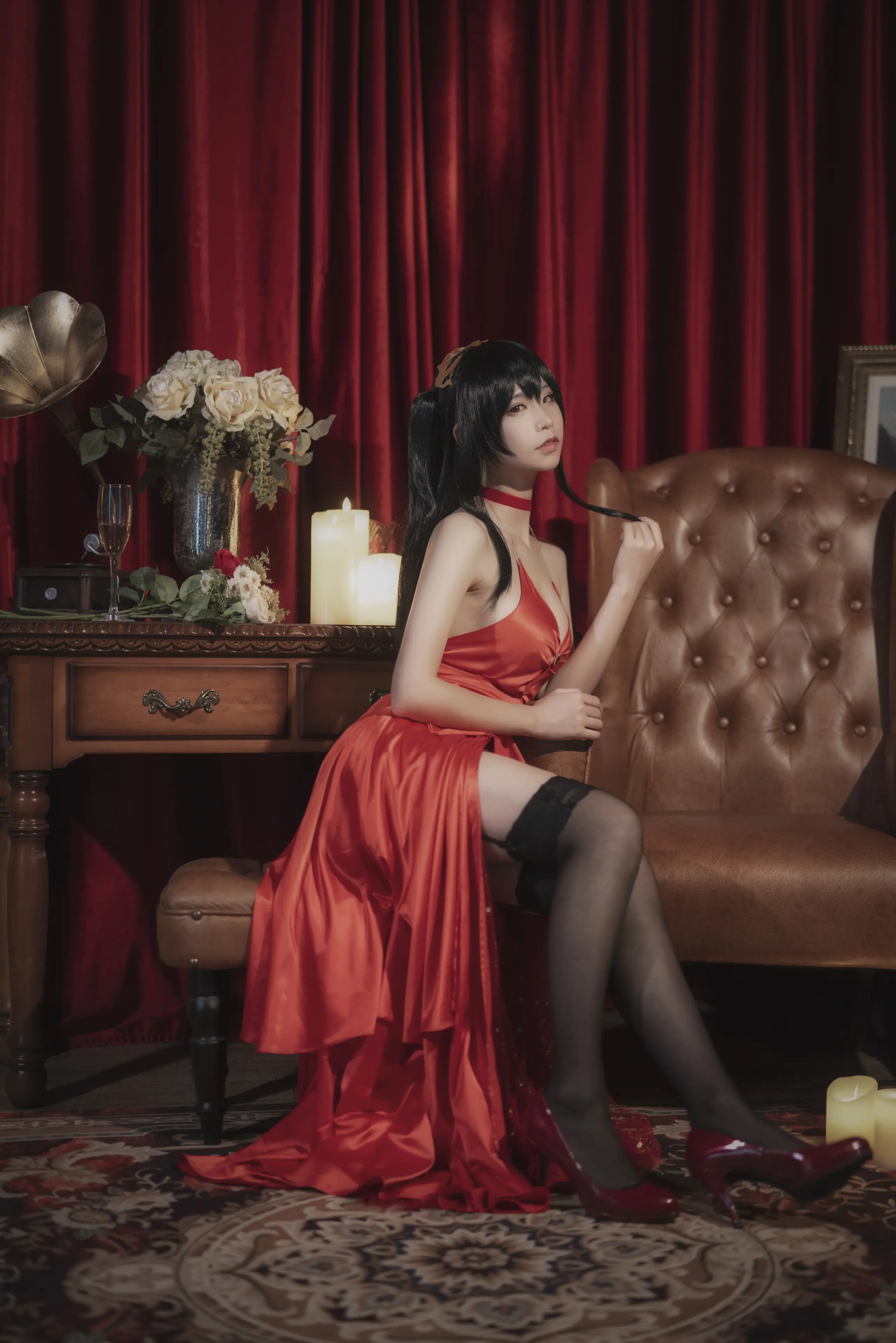 爱老师_PhD 大凤 毒苹果礼服 [6P]