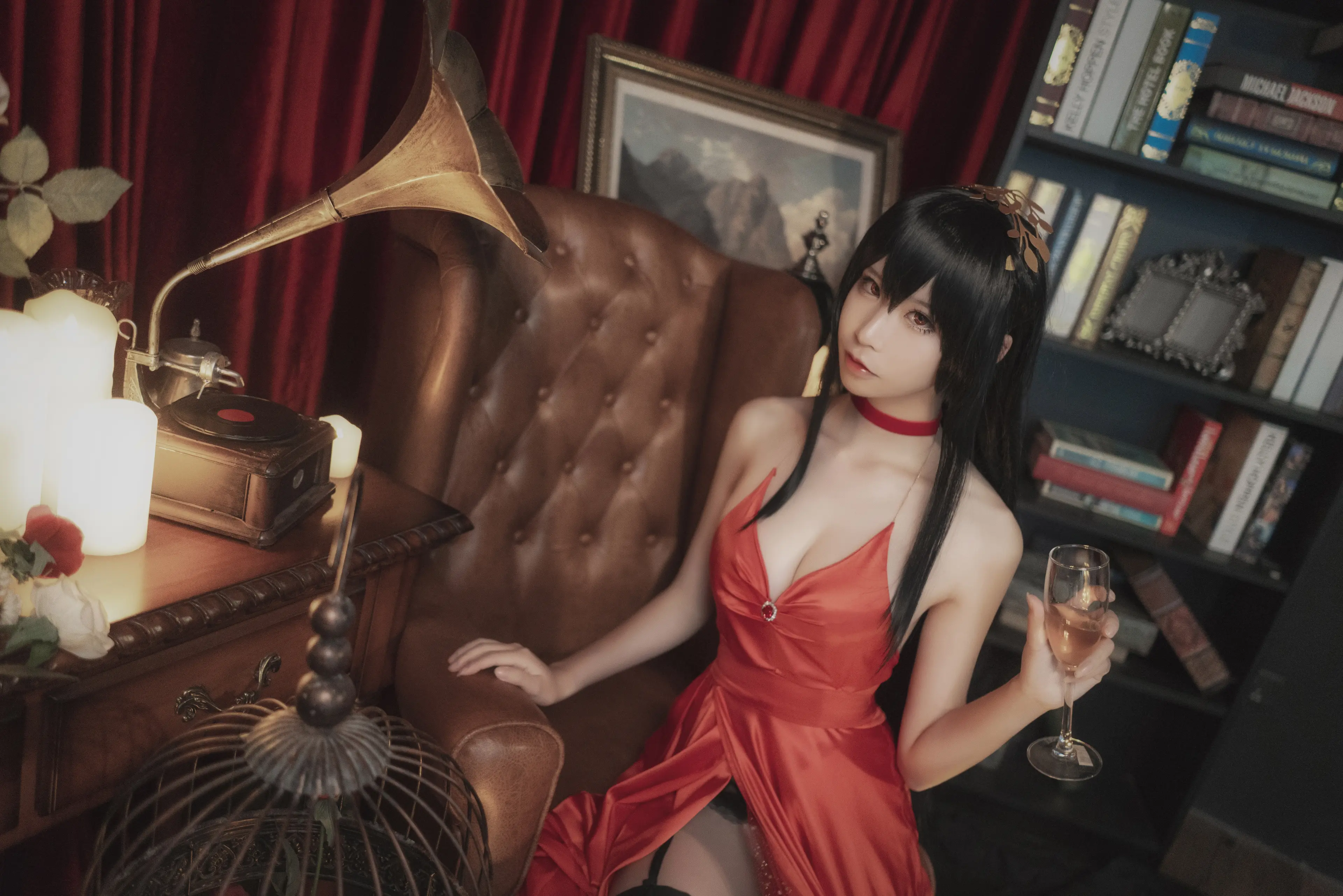 爱老师_PhD 大凤 毒苹果礼服 [6P]