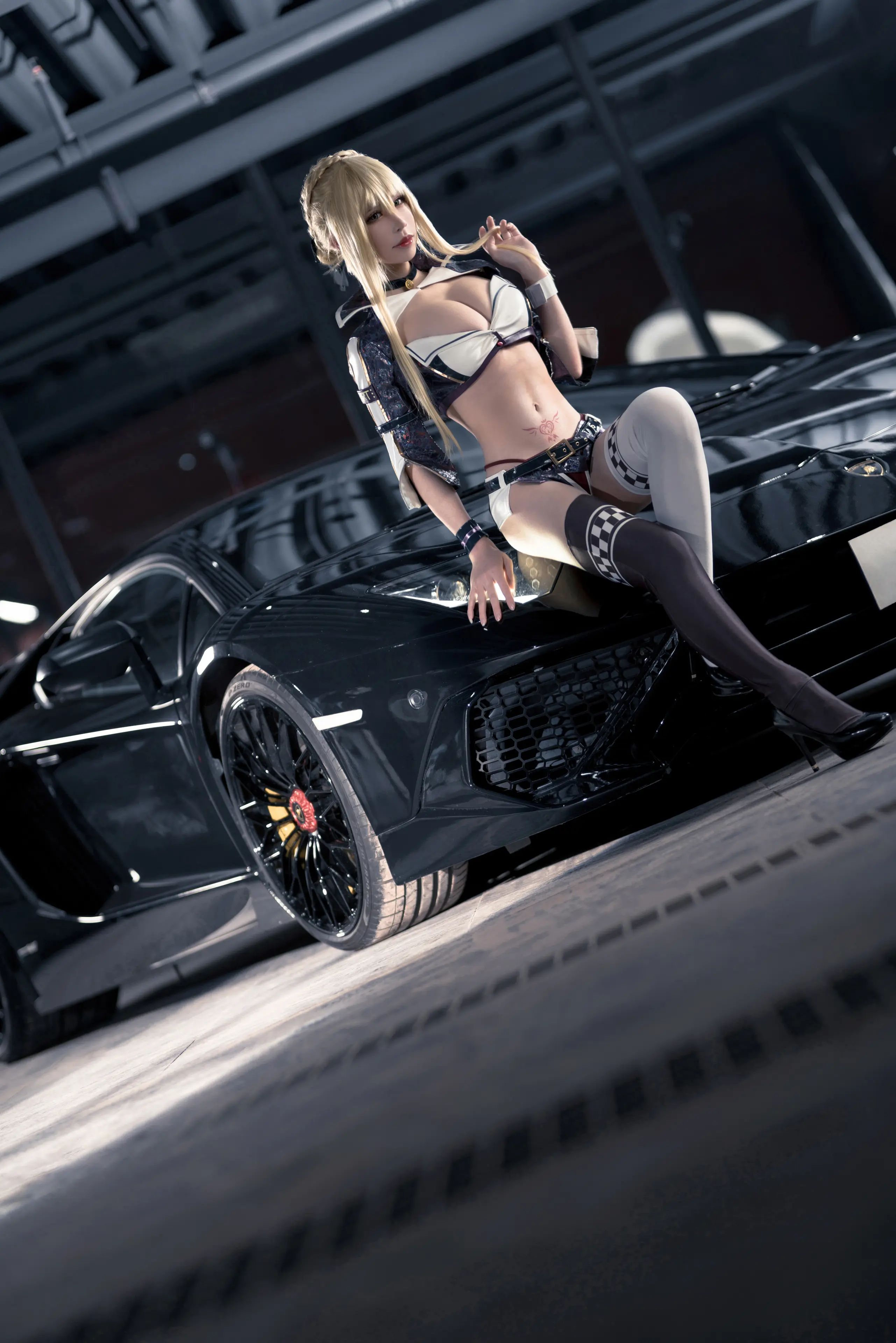 爱老师_PhD 玛修 黑枪呆 同人赛车 [27P]