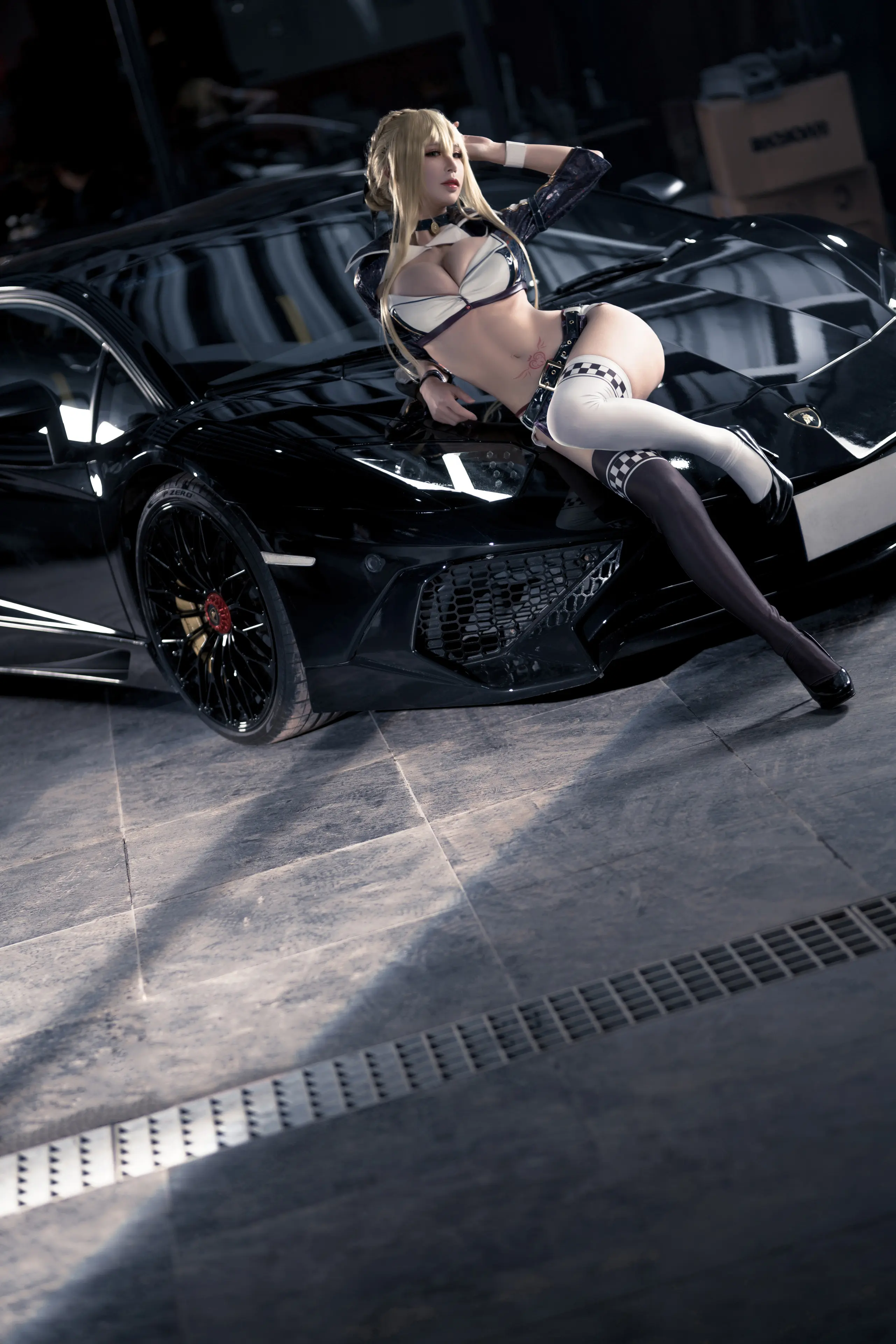 爱老师_PhD 玛修 黑枪呆 同人赛车 [27P]