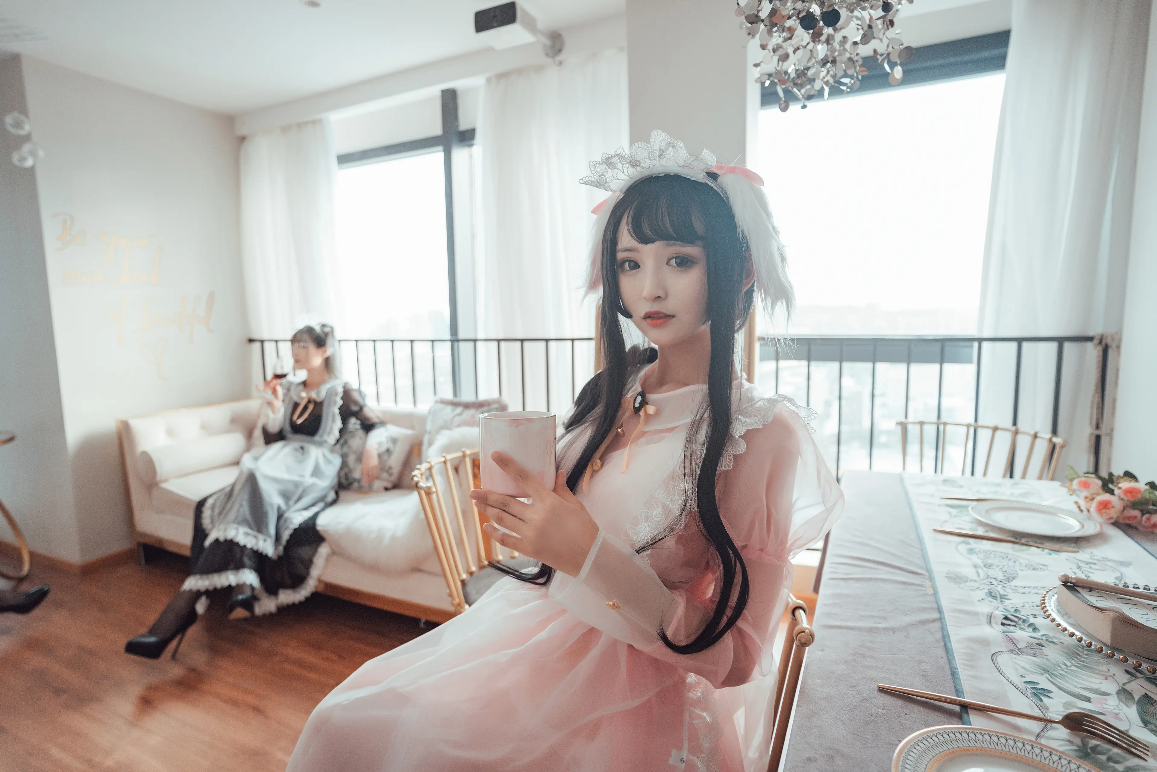 爱老师_PhD 铁板烧鬼舞 透明女仆 (&奶文) [24P]