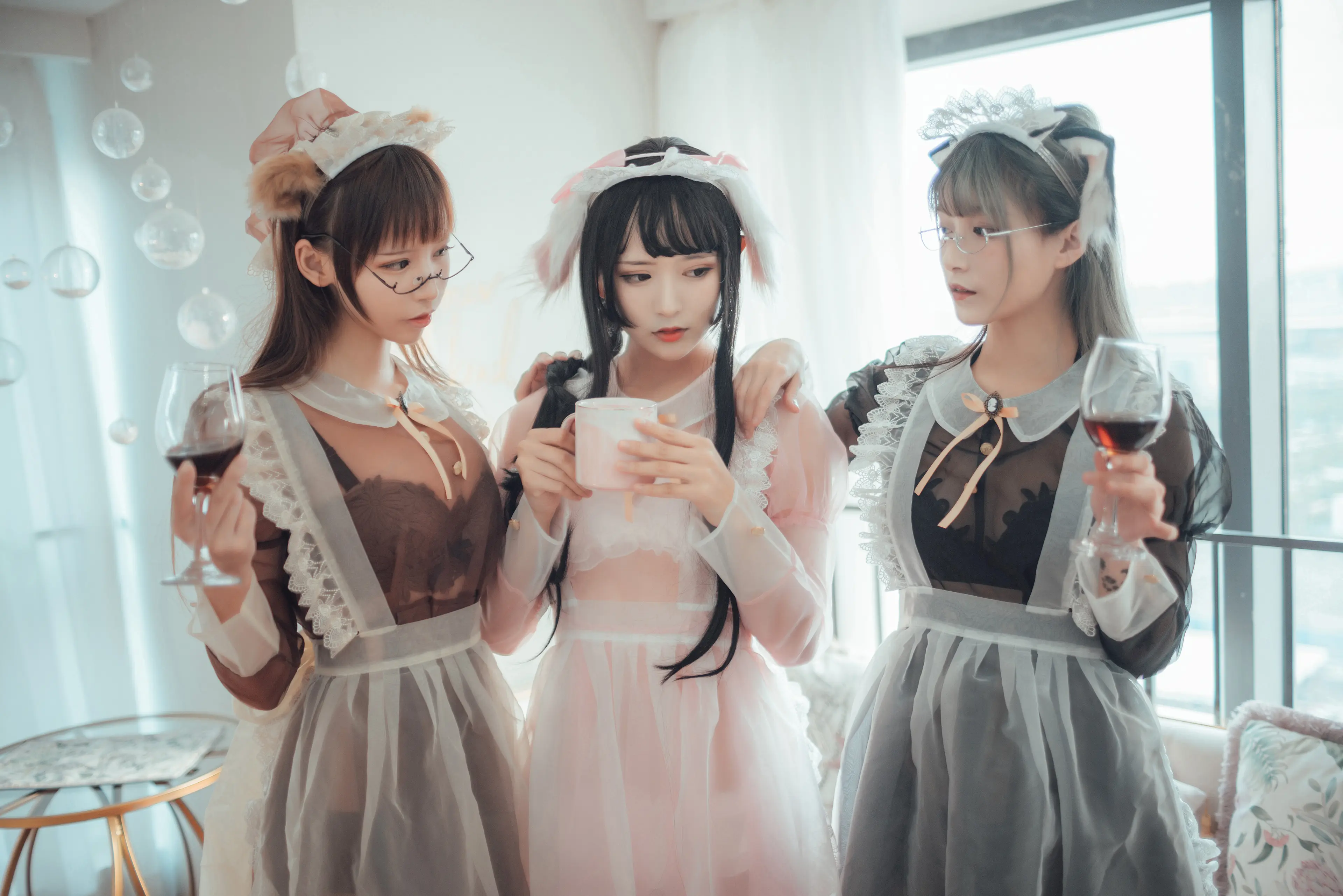 爱老师_PhD 铁板烧鬼舞 透明女仆 (&奶文) [24P]