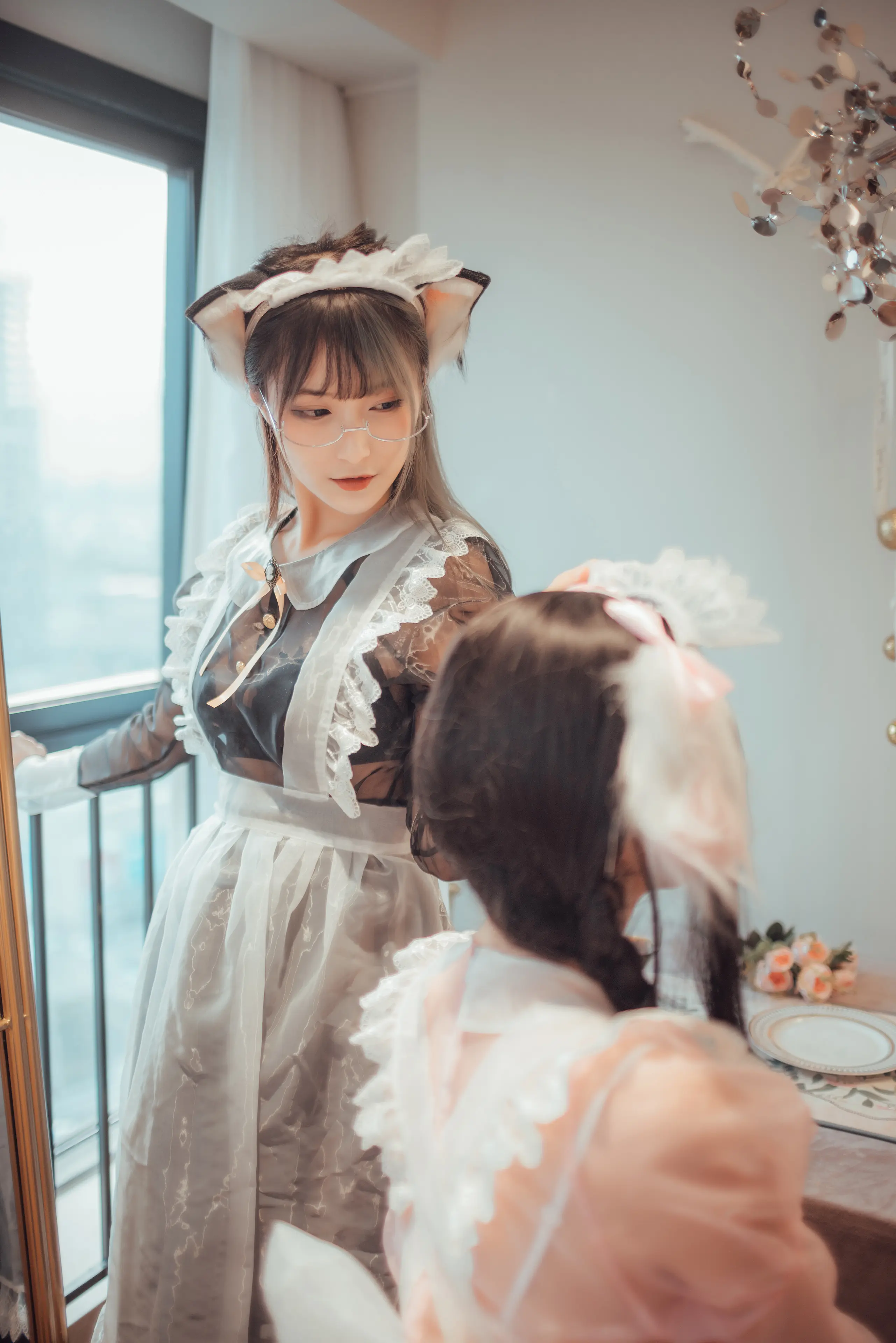 爱老师_PhD 铁板烧鬼舞 透明女仆 (&奶文) [24P]