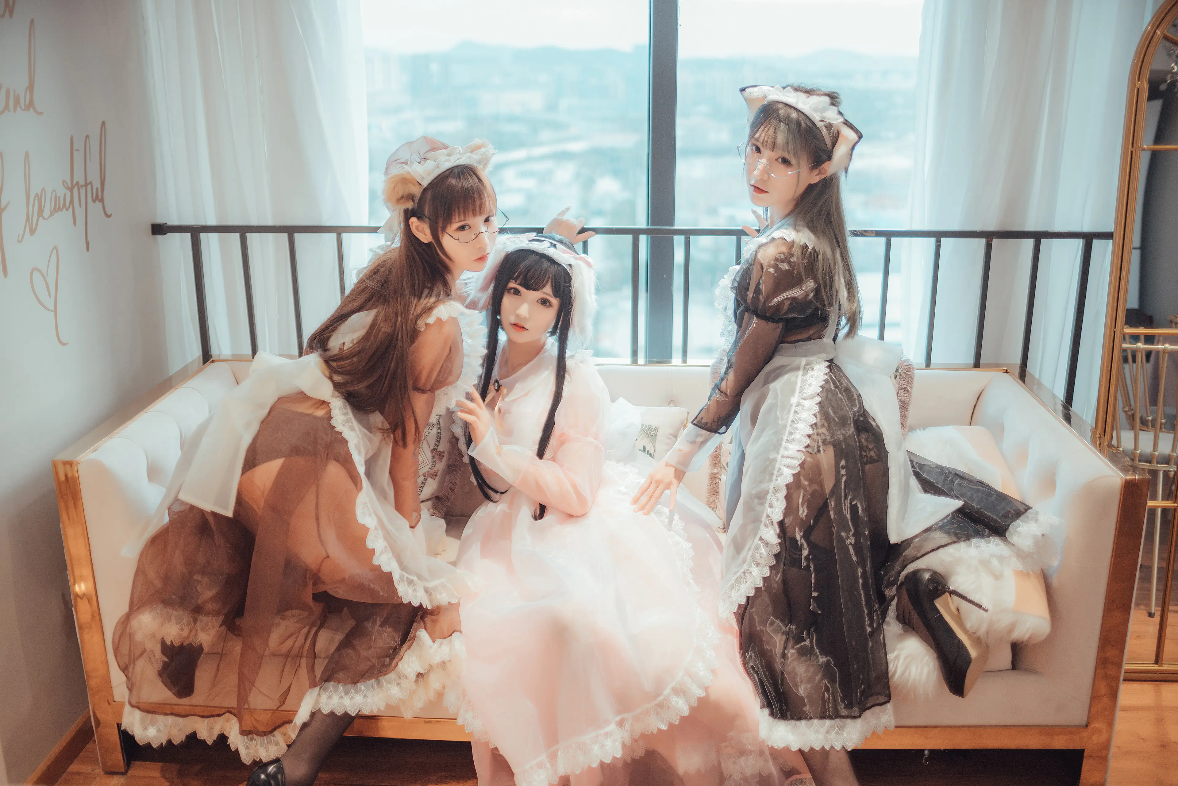 爱老师_PhD 铁板烧鬼舞 透明女仆 (&奶文) [24P]