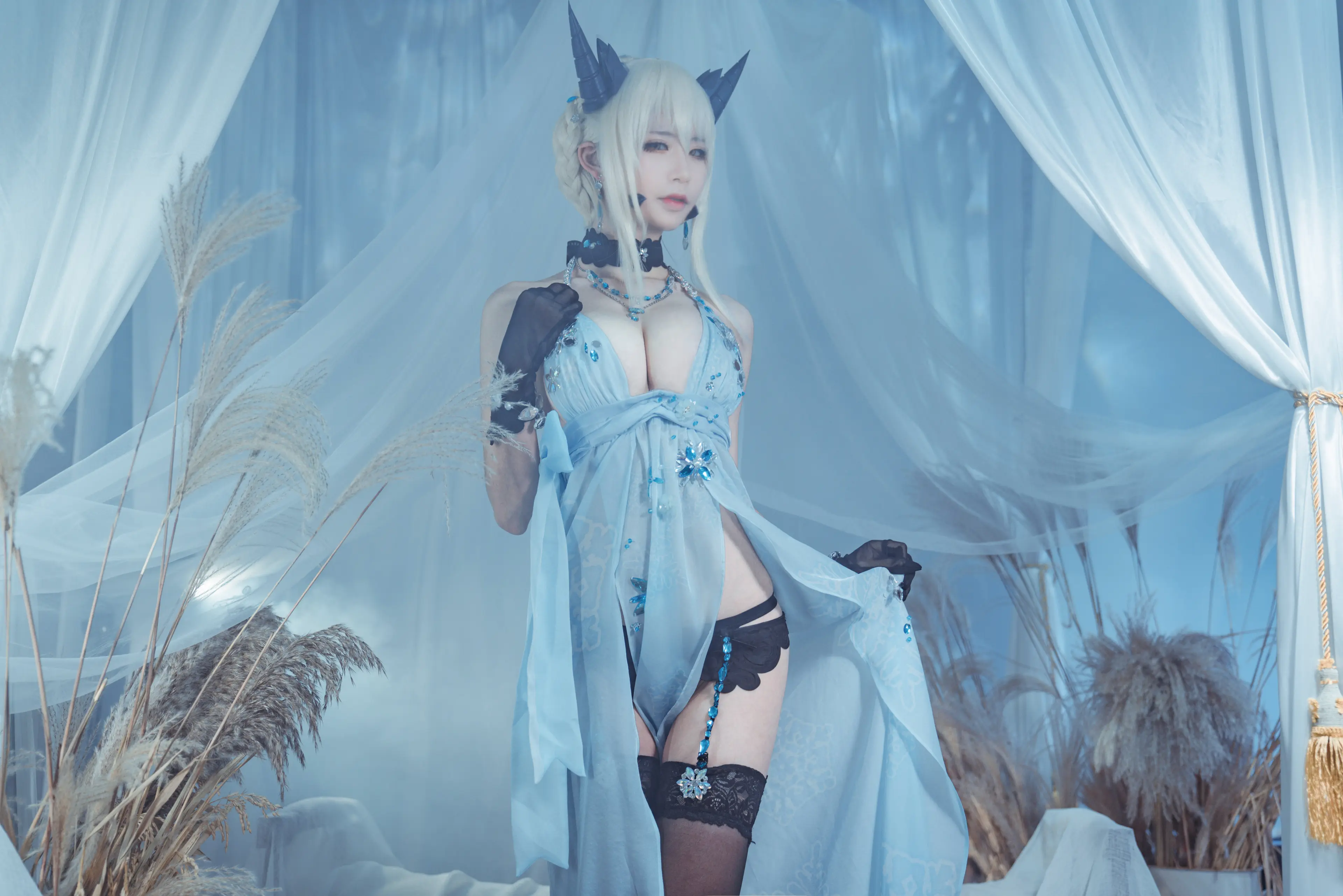 爱老师_PhD 黑枪呆 皇室糖霜 [28P]