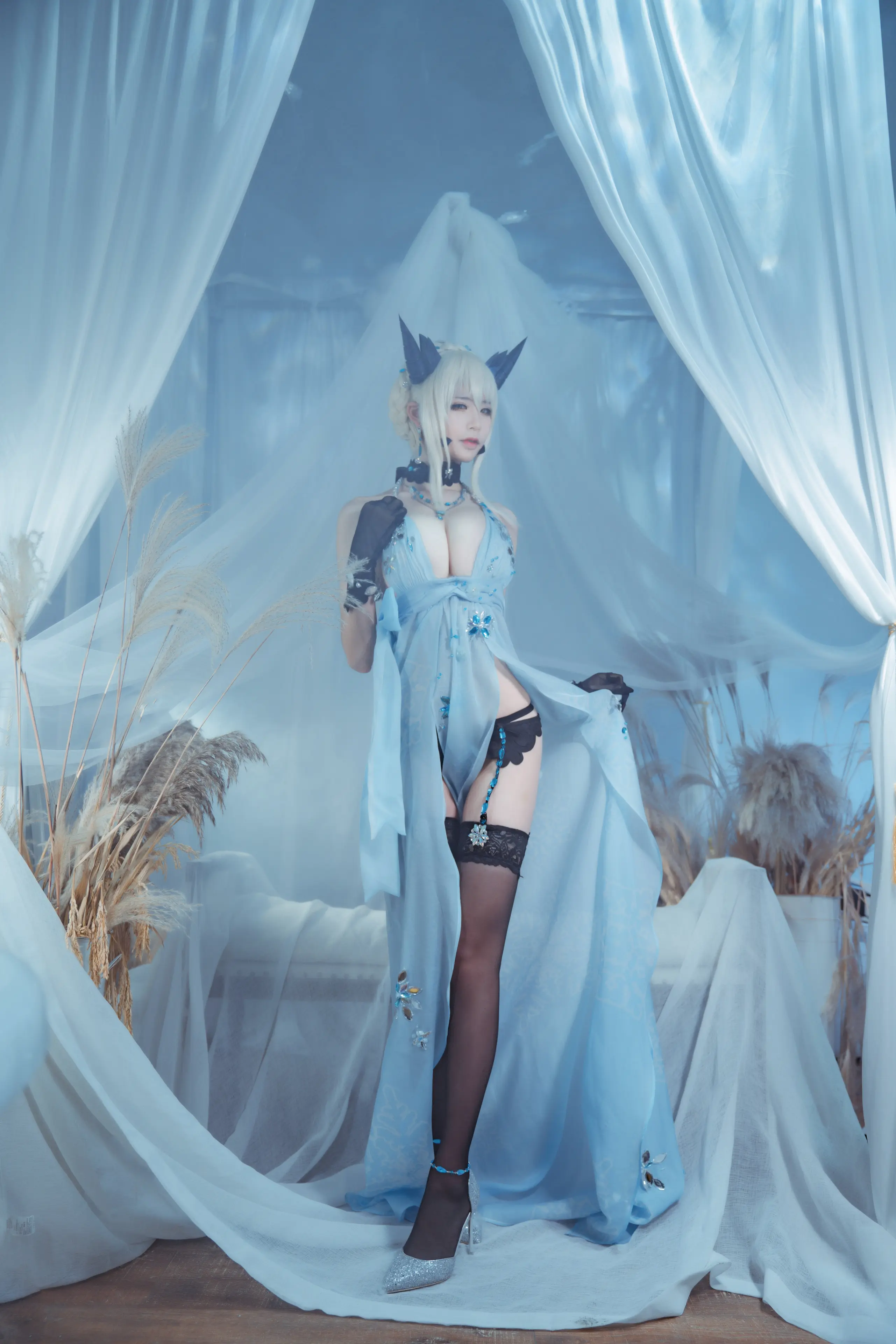 爱老师_PhD 黑枪呆 皇室糖霜 [28P]