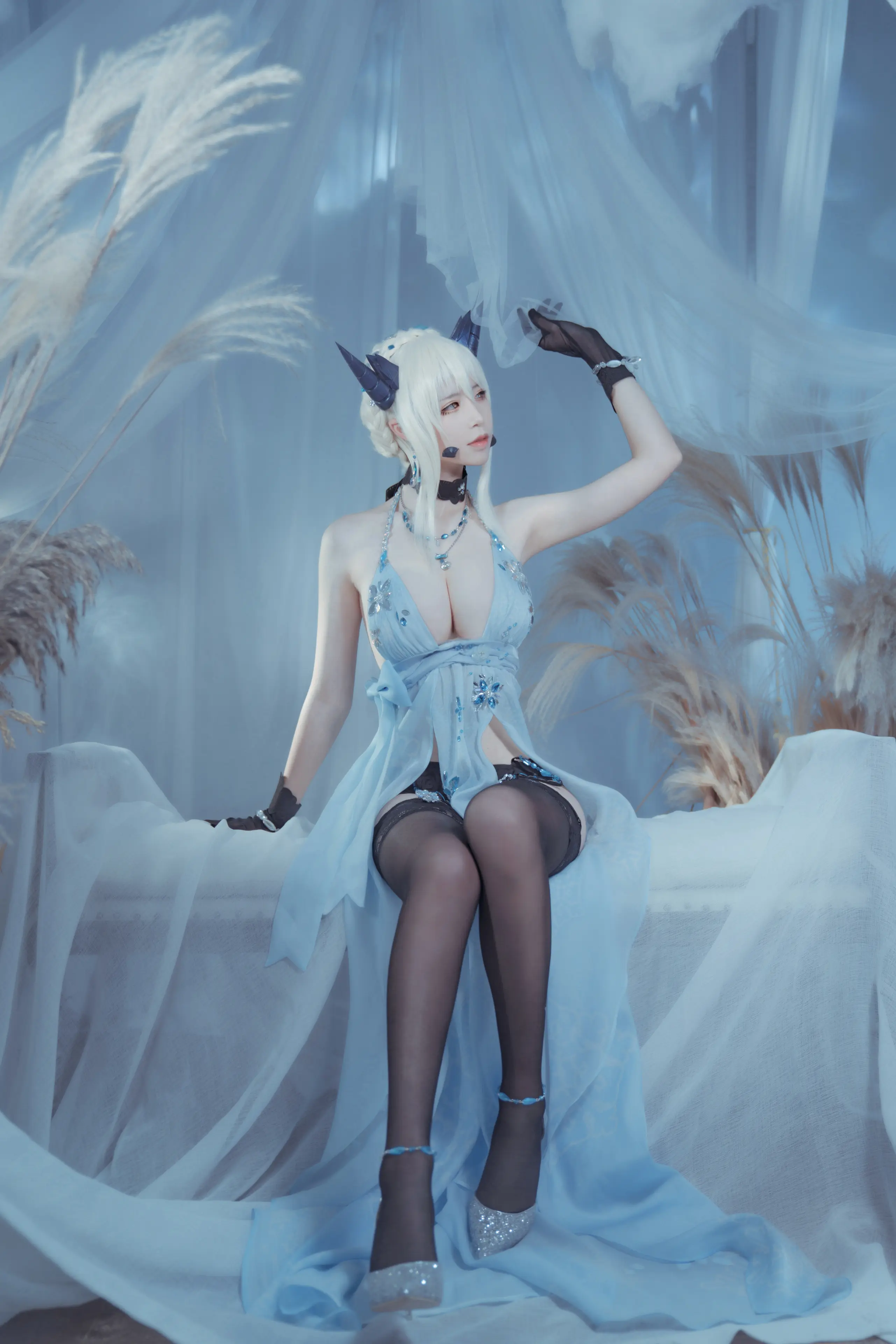 爱老师_PhD 黑枪呆 皇室糖霜 [28P]