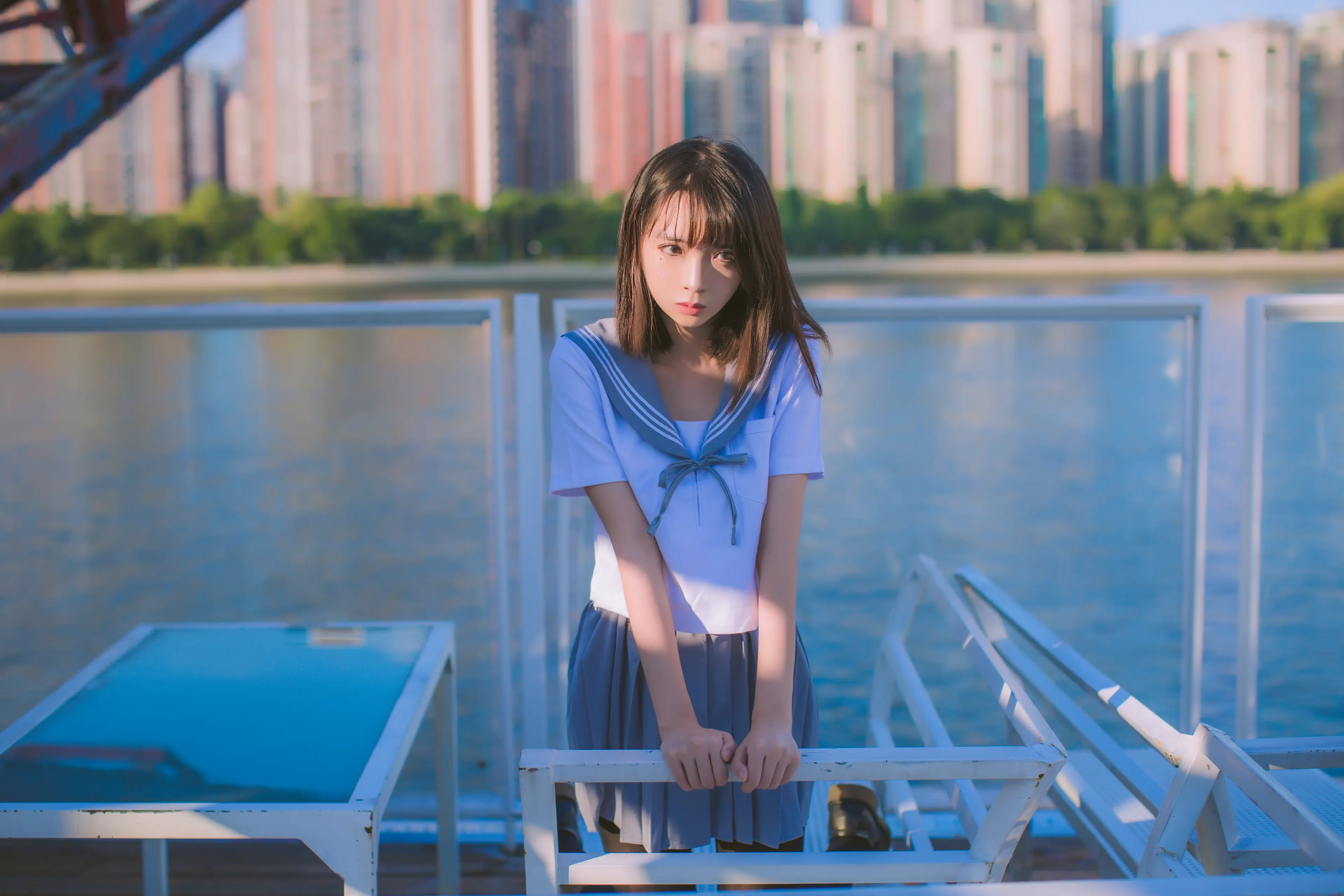 疯猫ss 海边 [15P]