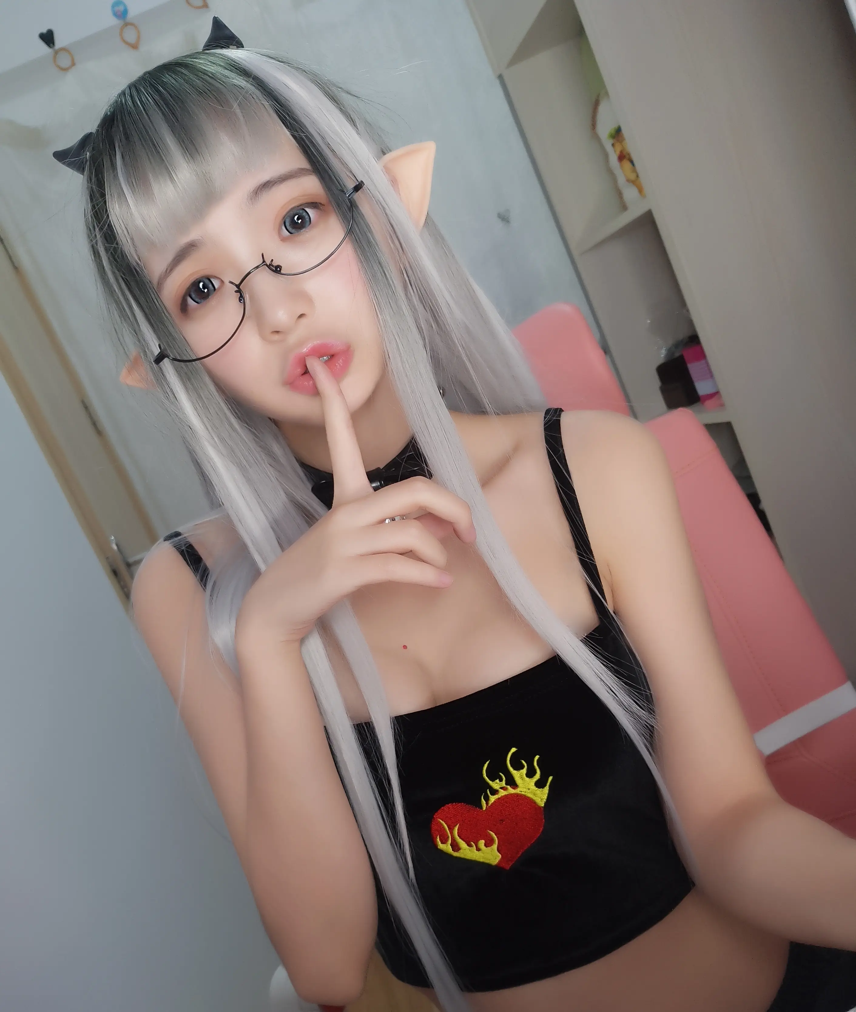 疯猫ss 猫哥超凶 [9P]