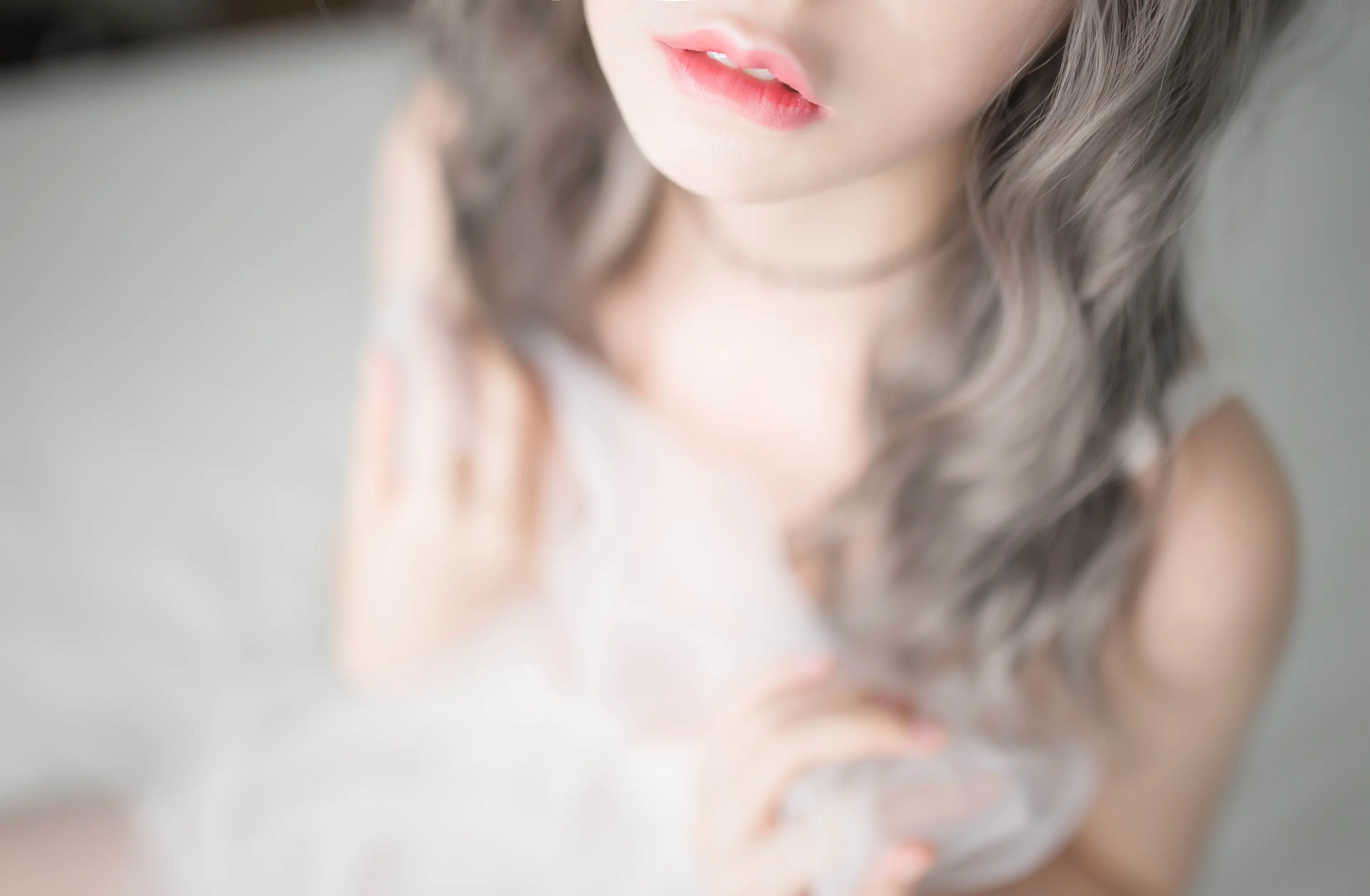 疯猫ss 白内衣 [18P]