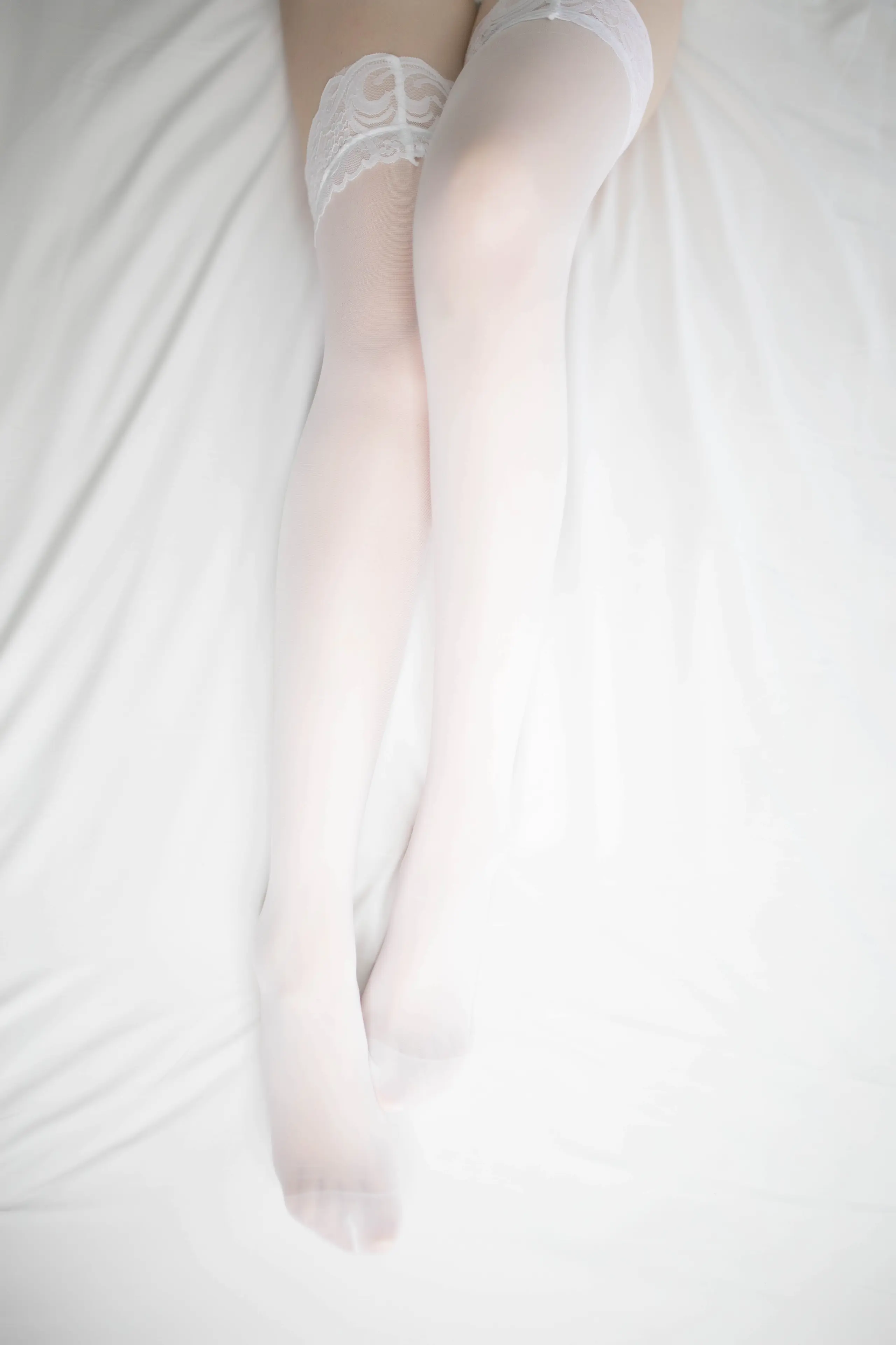 疯猫ss 白内衣 [18P]