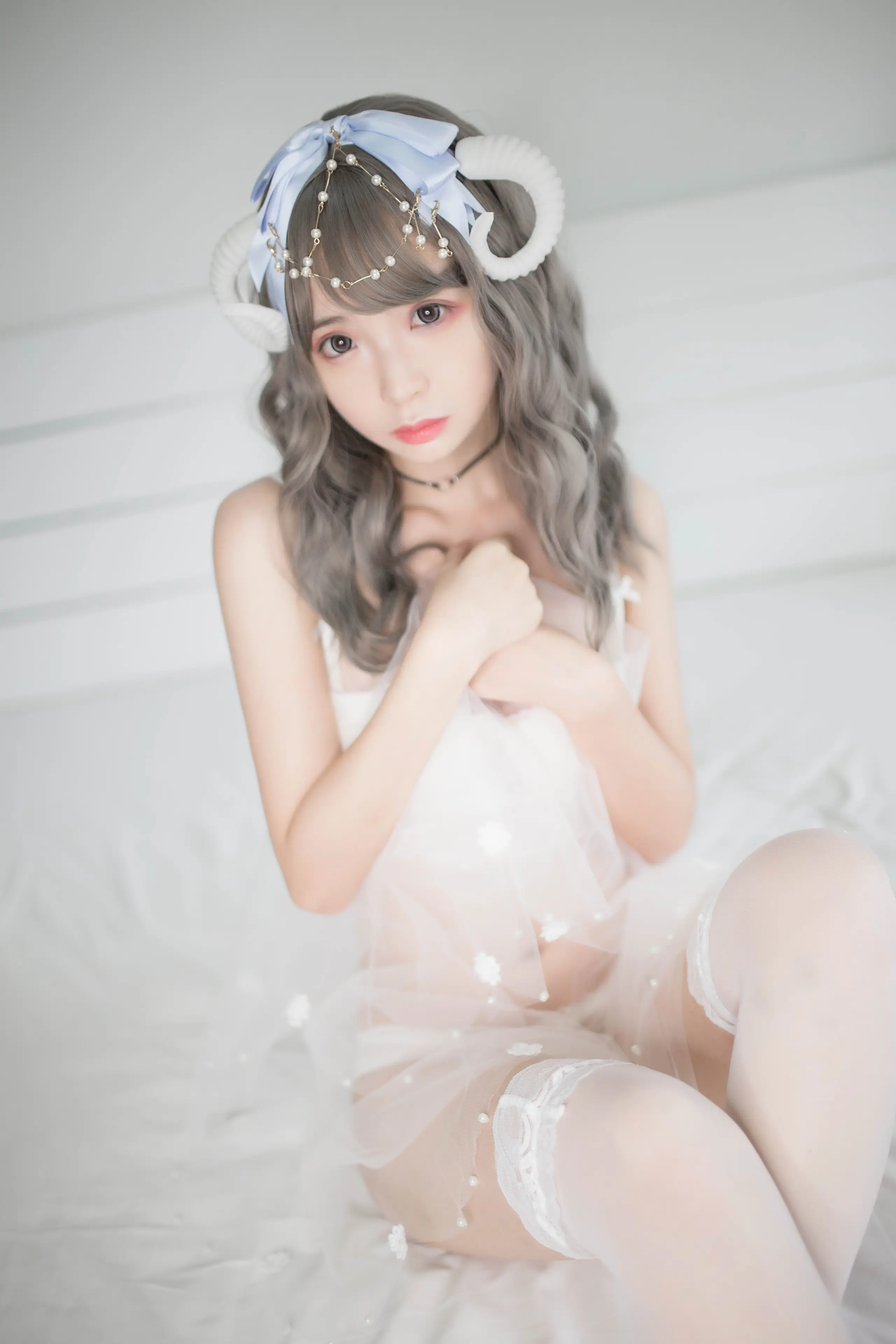 疯猫ss 白内衣 [18P]