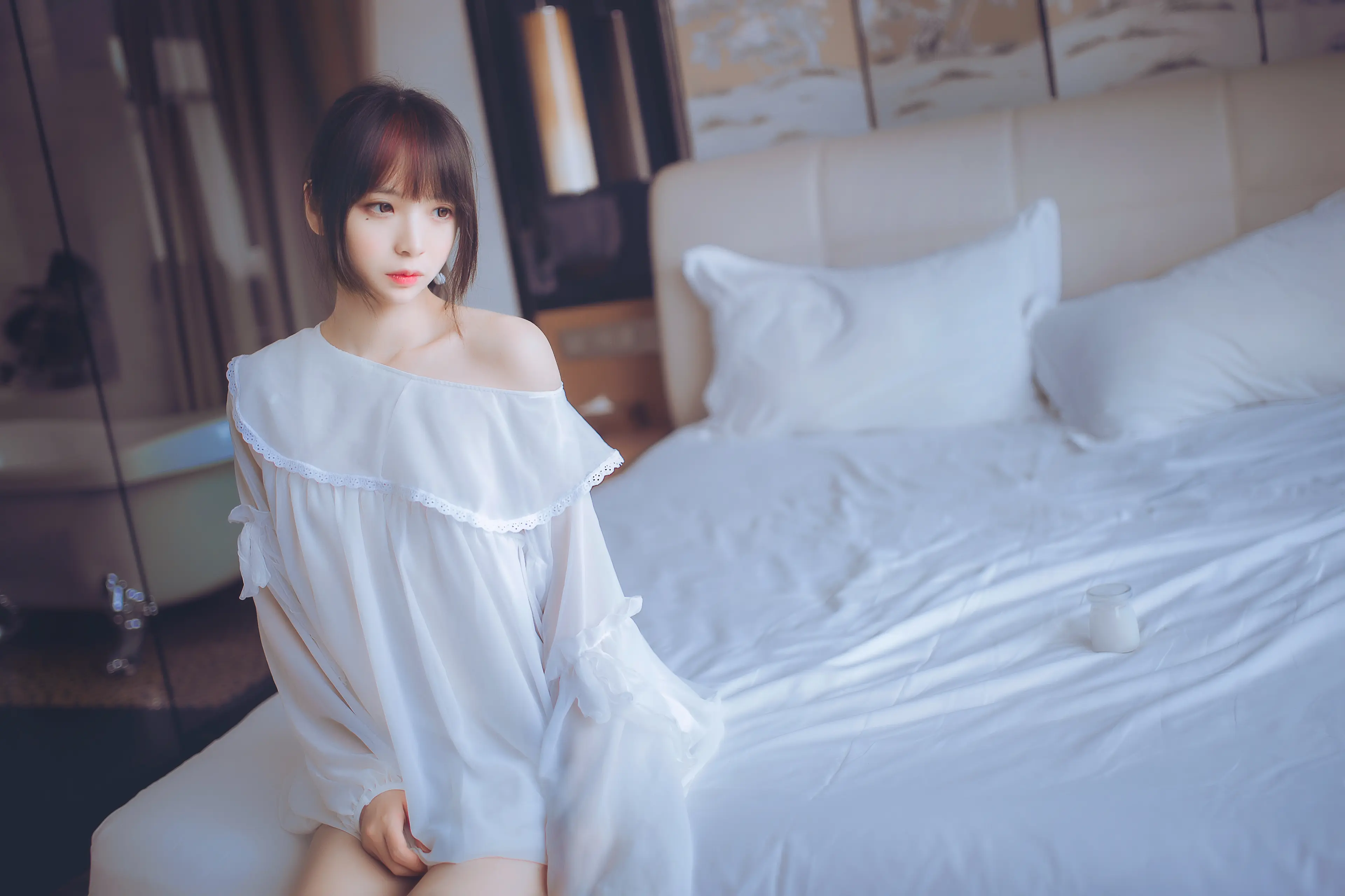 疯猫ss 白色睡衣 [24P]