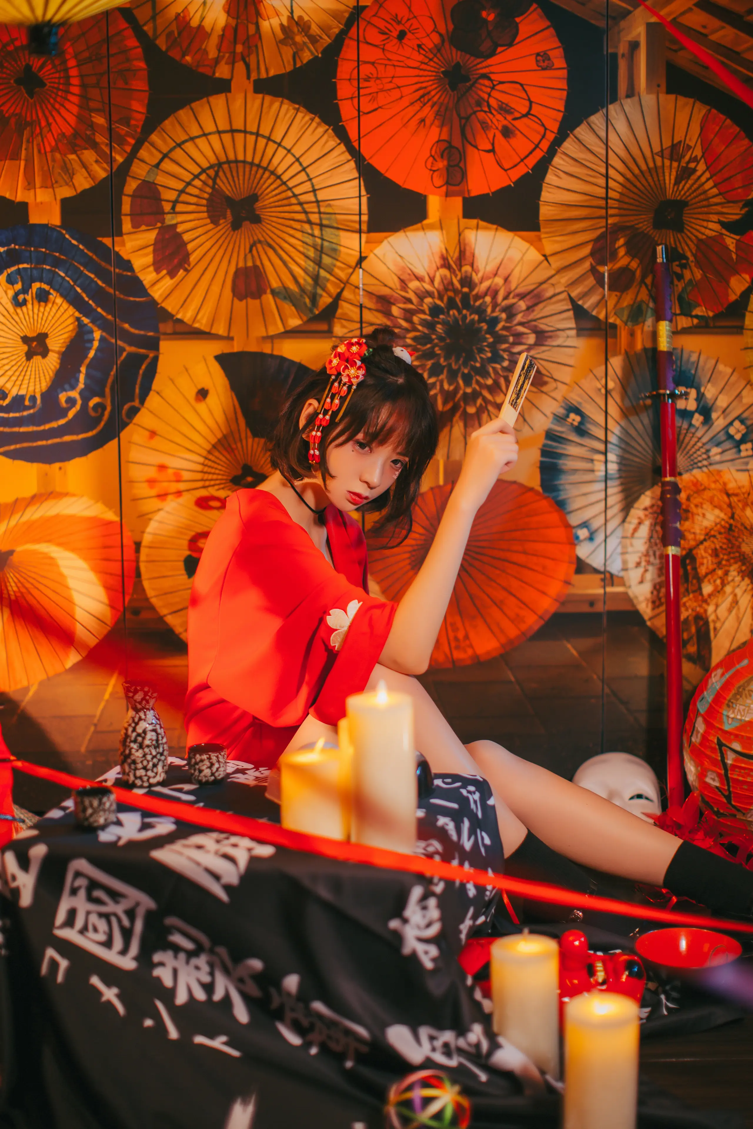 疯猫ss 红色羽衣 [15P]