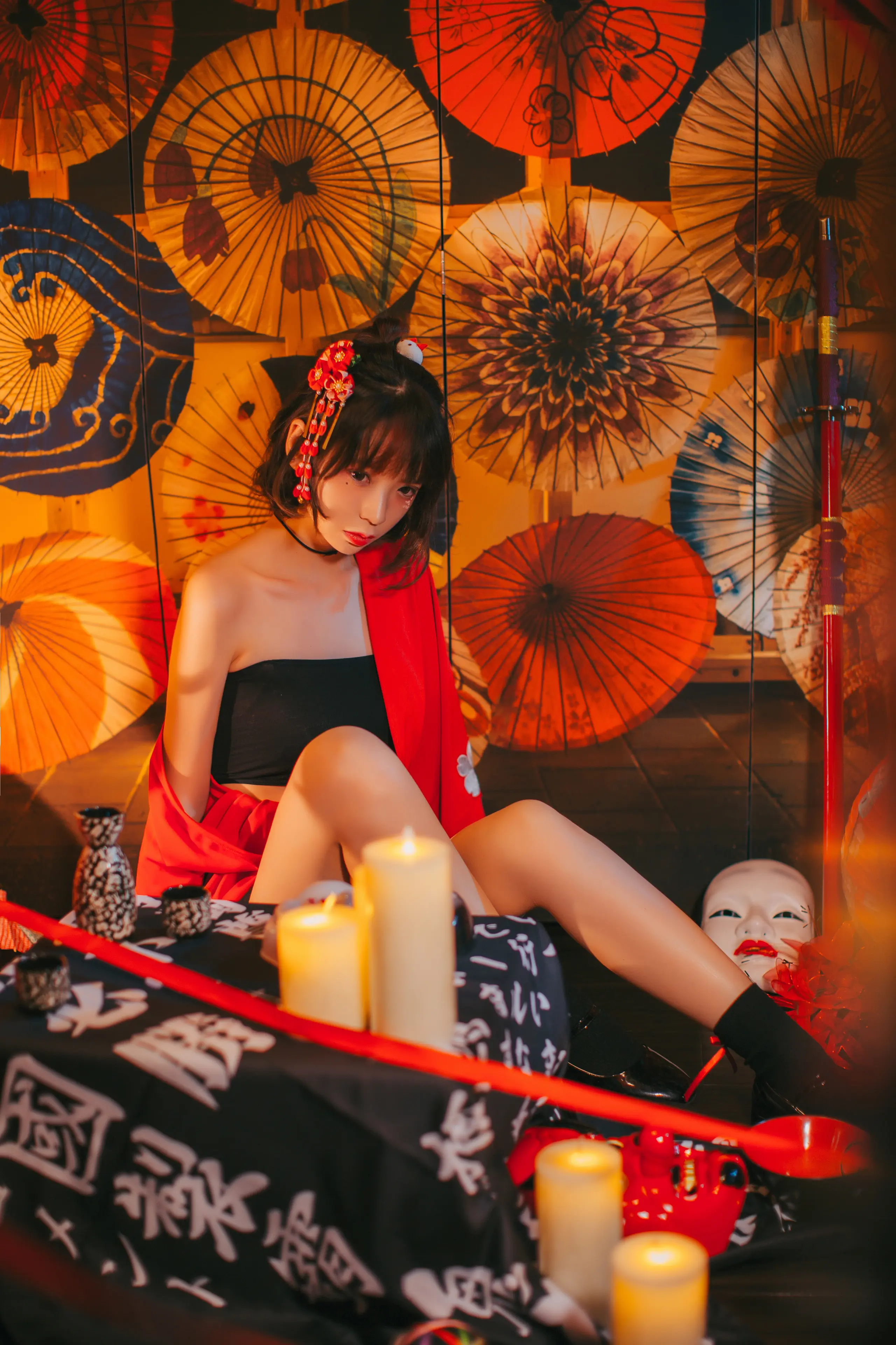 疯猫ss 红色羽衣 [15P]