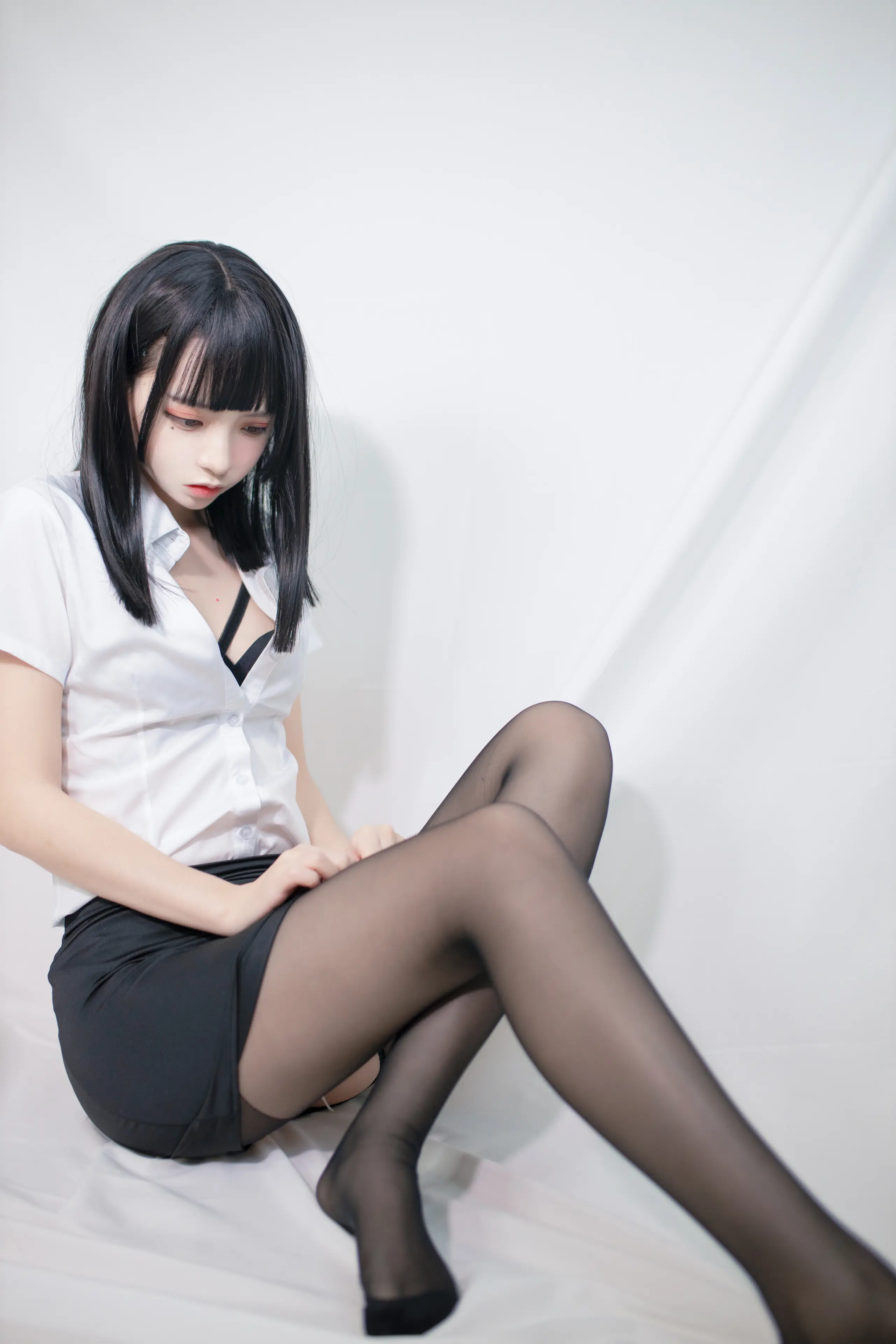 疯猫ss 职业装3 [40P]