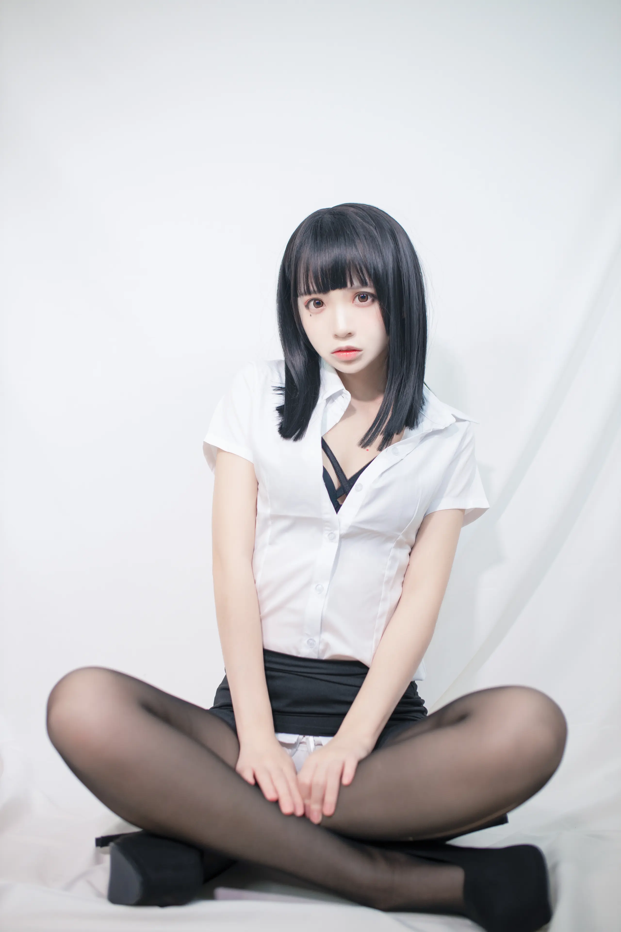 疯猫ss 职业装3 [40P]