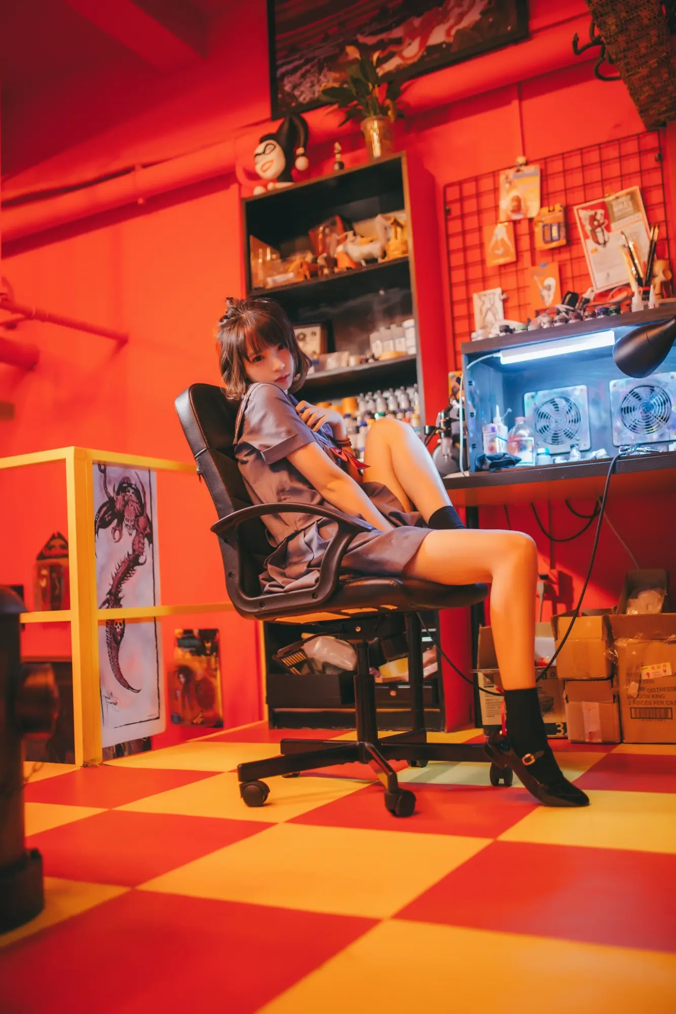 疯猫ss 被囚禁的少女 [44P]