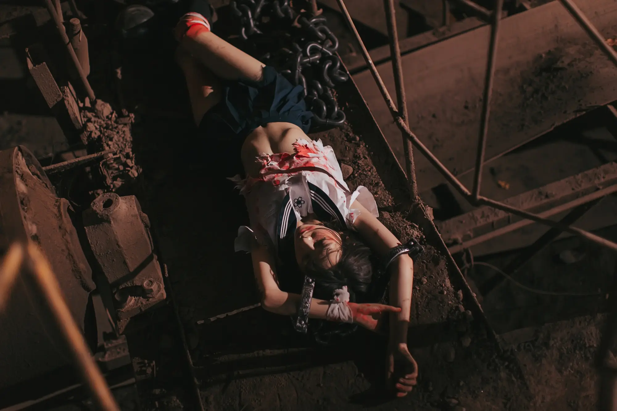 疯猫ss 被囚禁的少女 [44P]