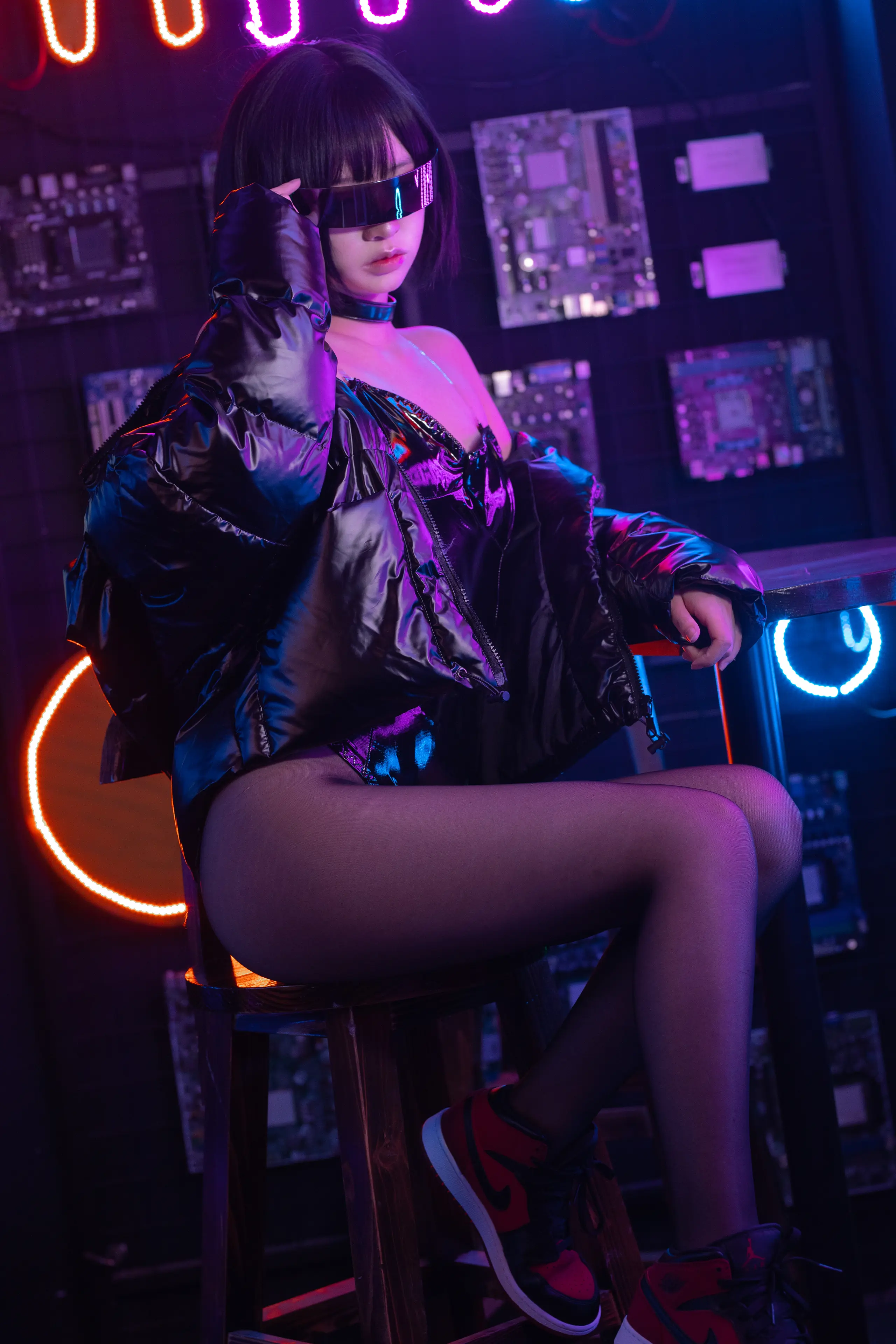 疯猫ss 赛博少女-2 [40P]