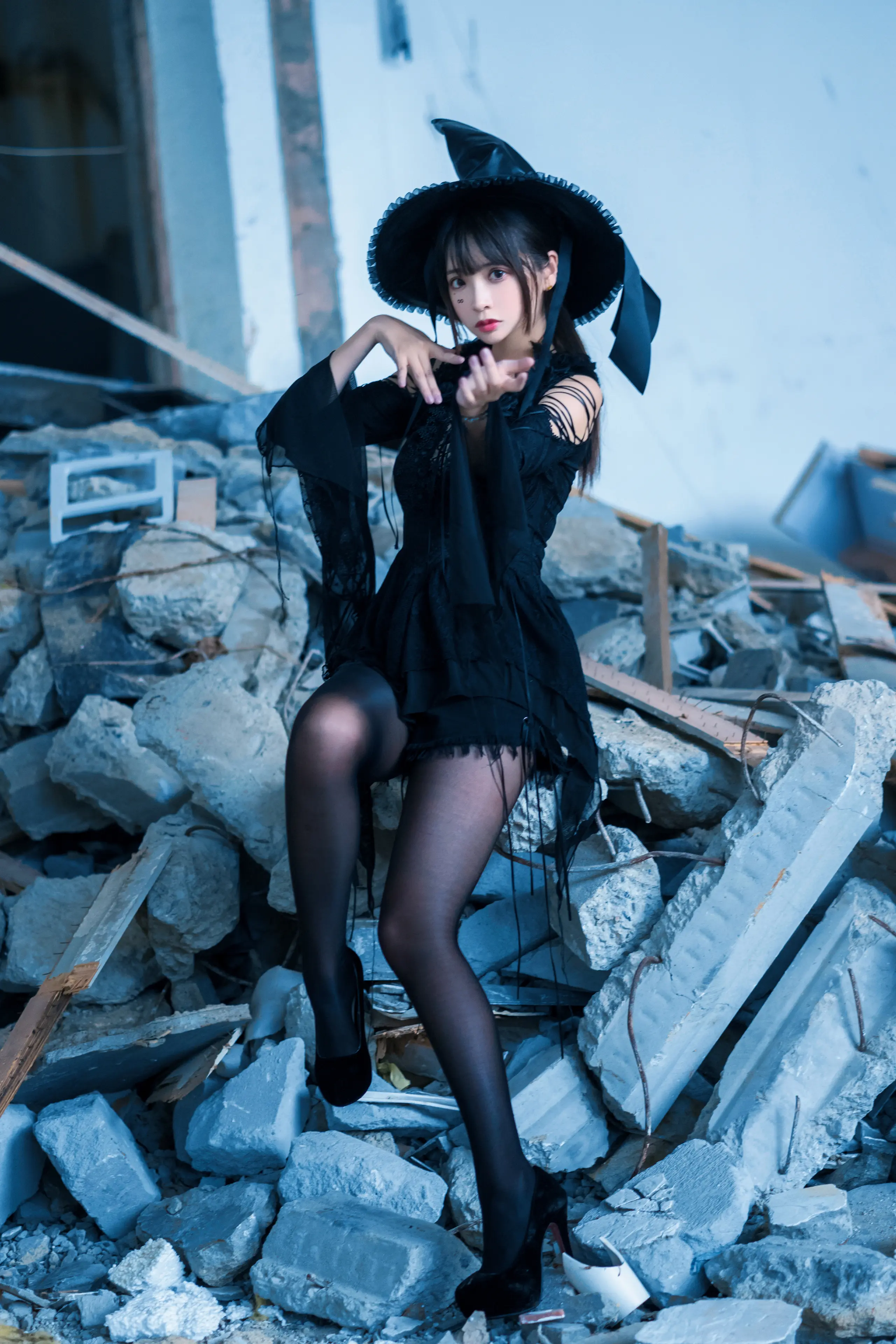 疯猫ss 魔女 [27P]