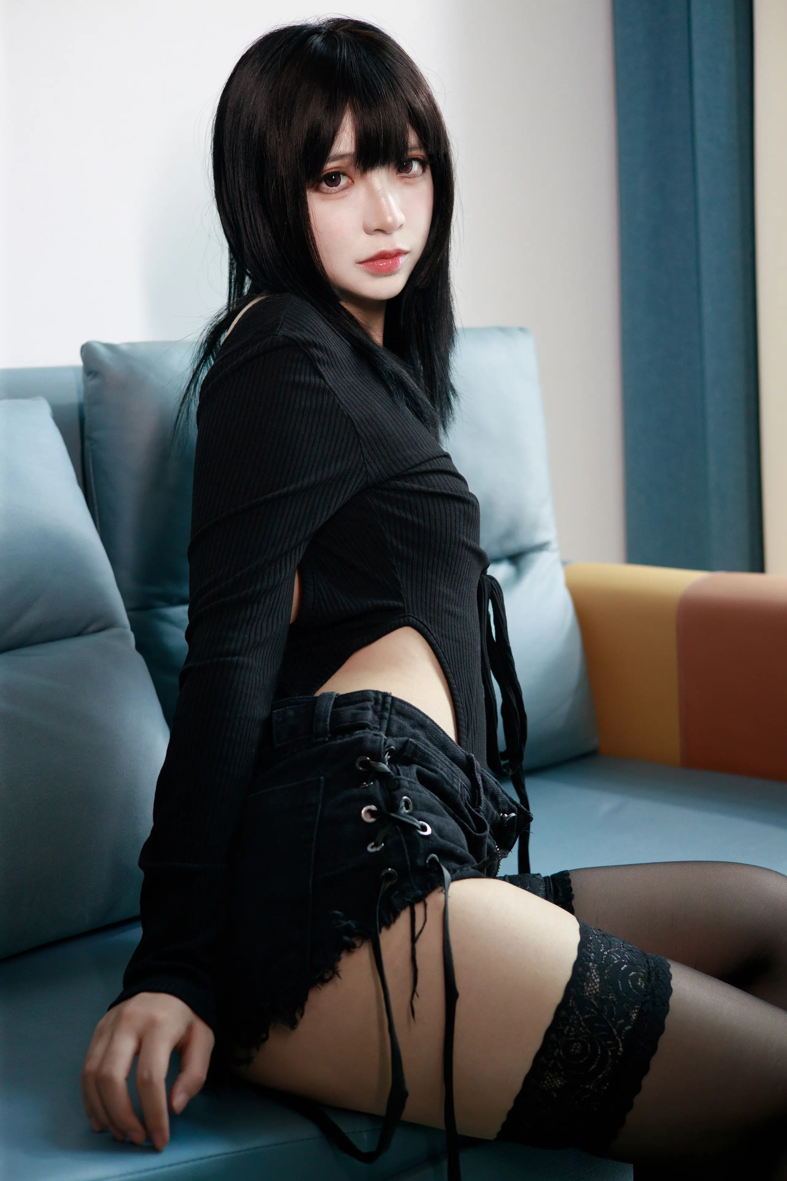 疯猫ss 黑毛衣短裤 [40P]