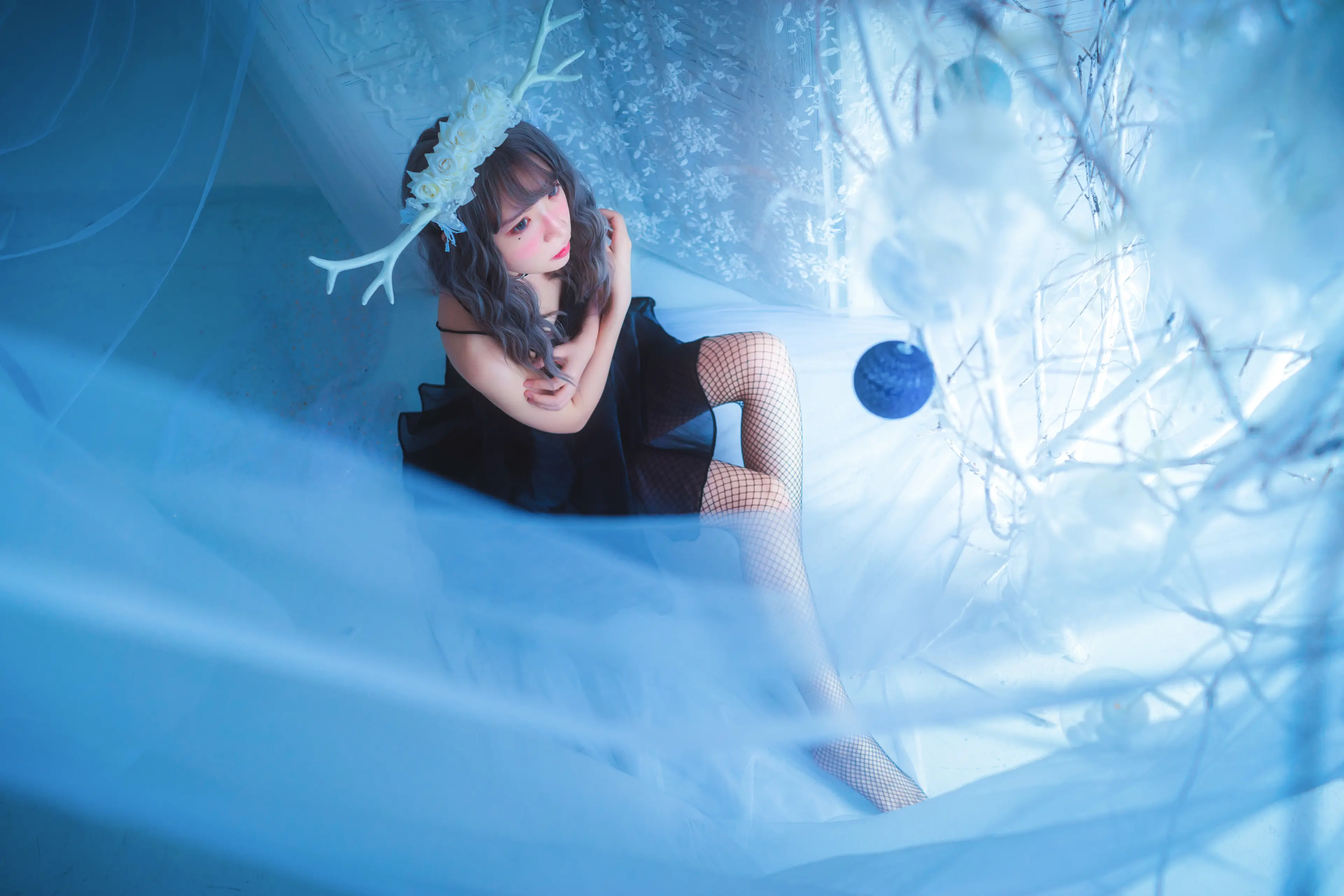 疯猫ss 黑裙网袜 [25P]