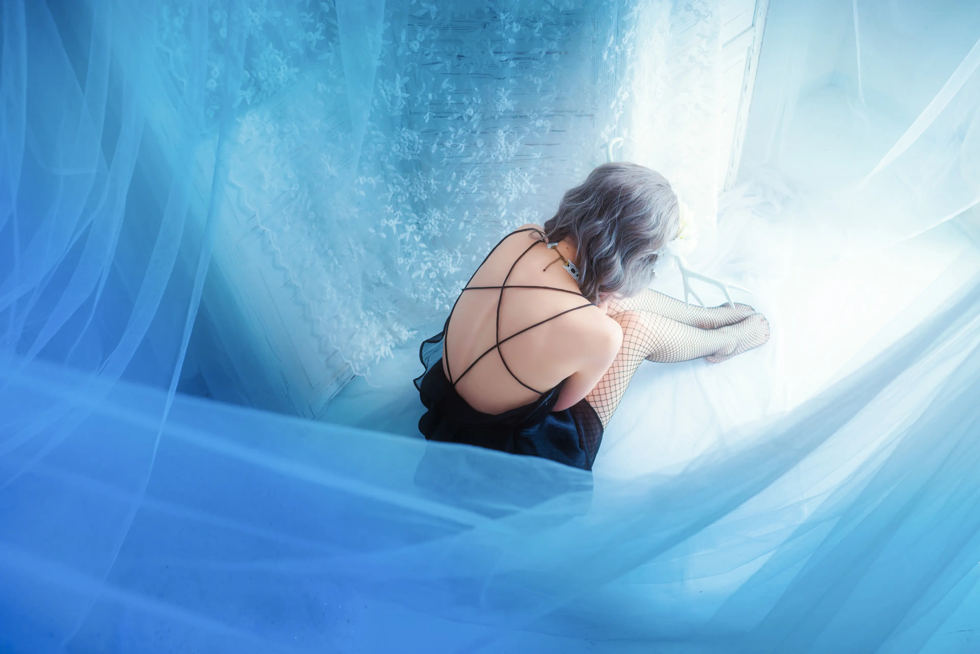 疯猫ss 黑裙网袜 [25P]