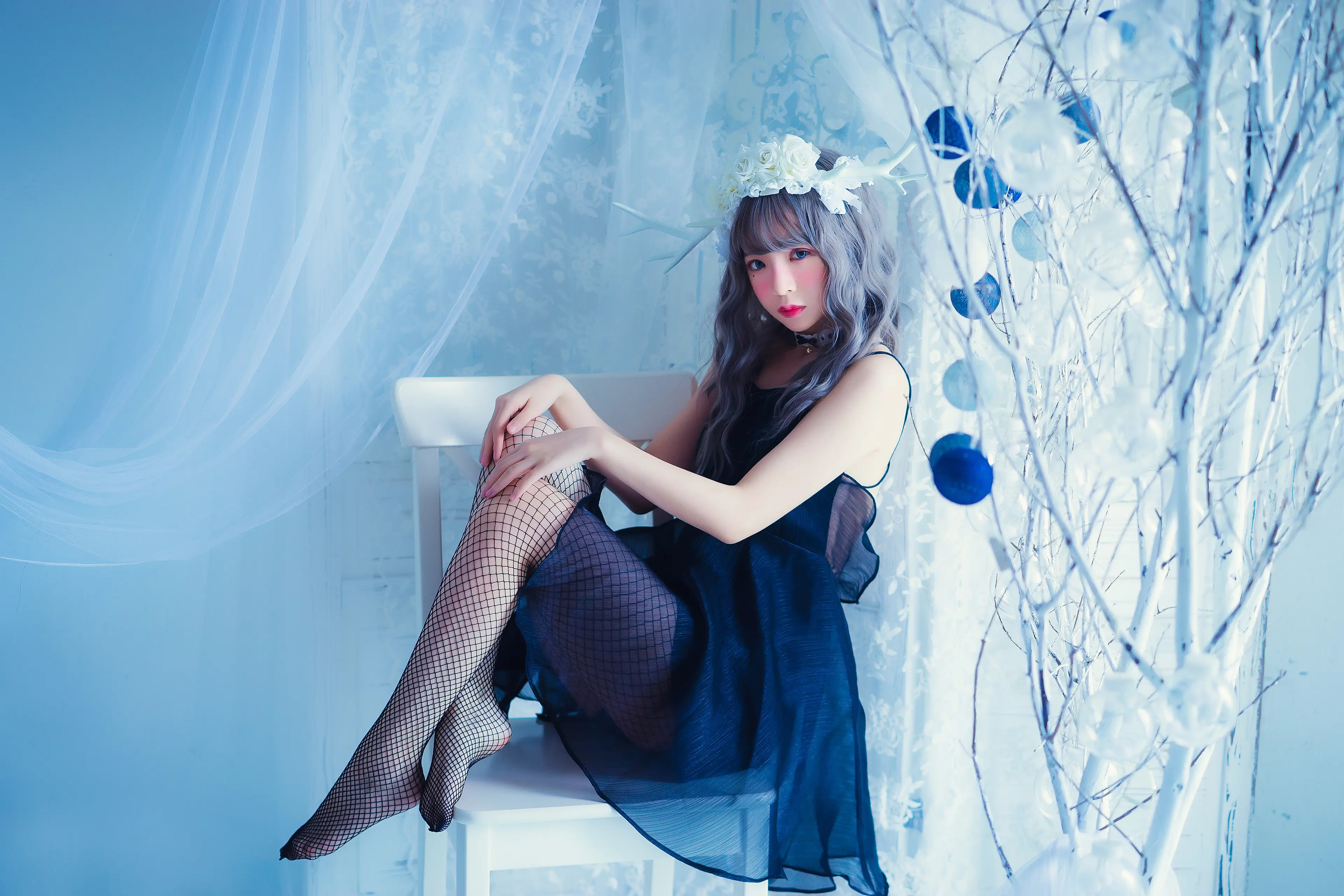 疯猫ss 黑裙网袜 [25P]