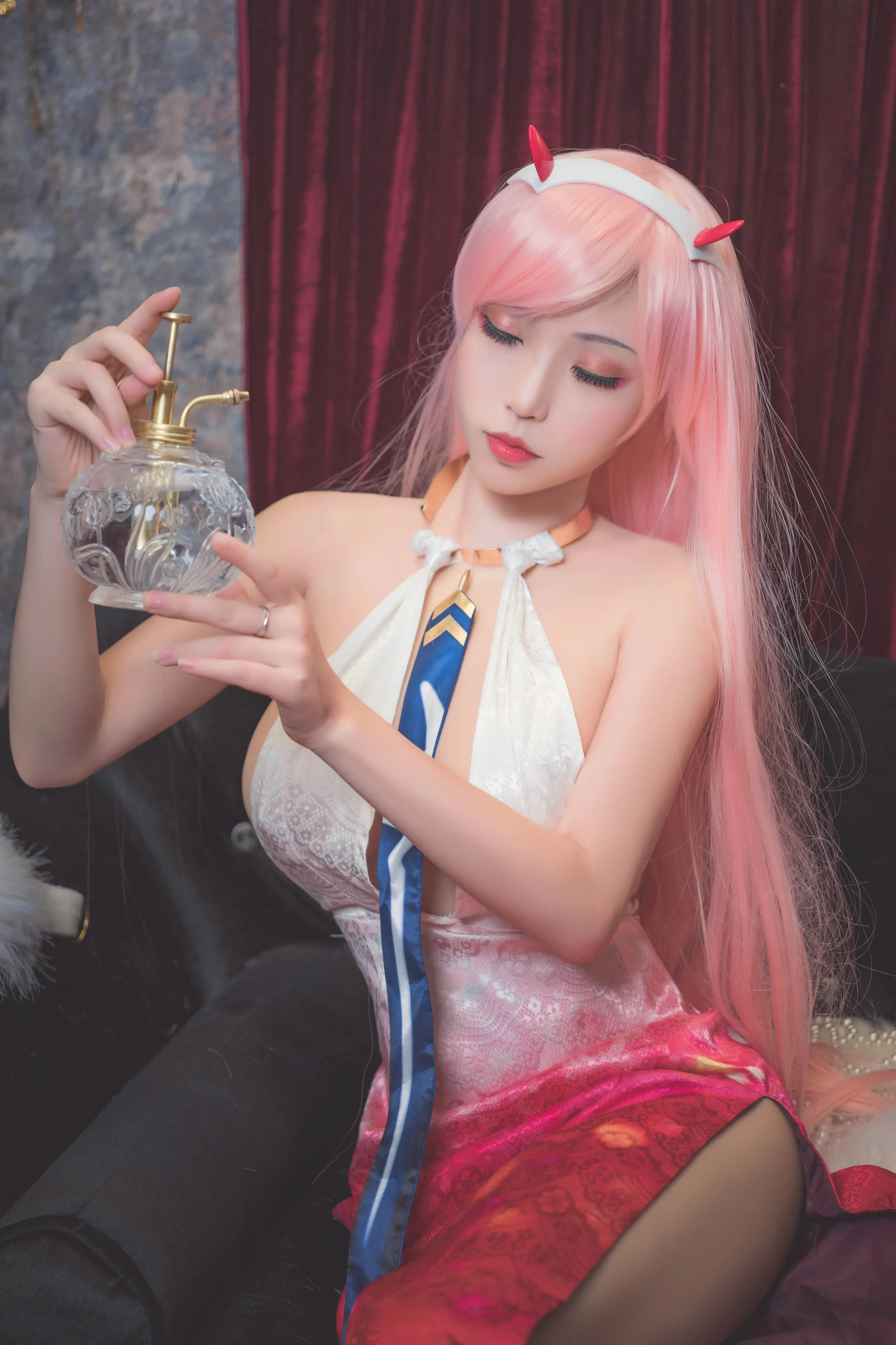 白易子 VOL.002 [56P]