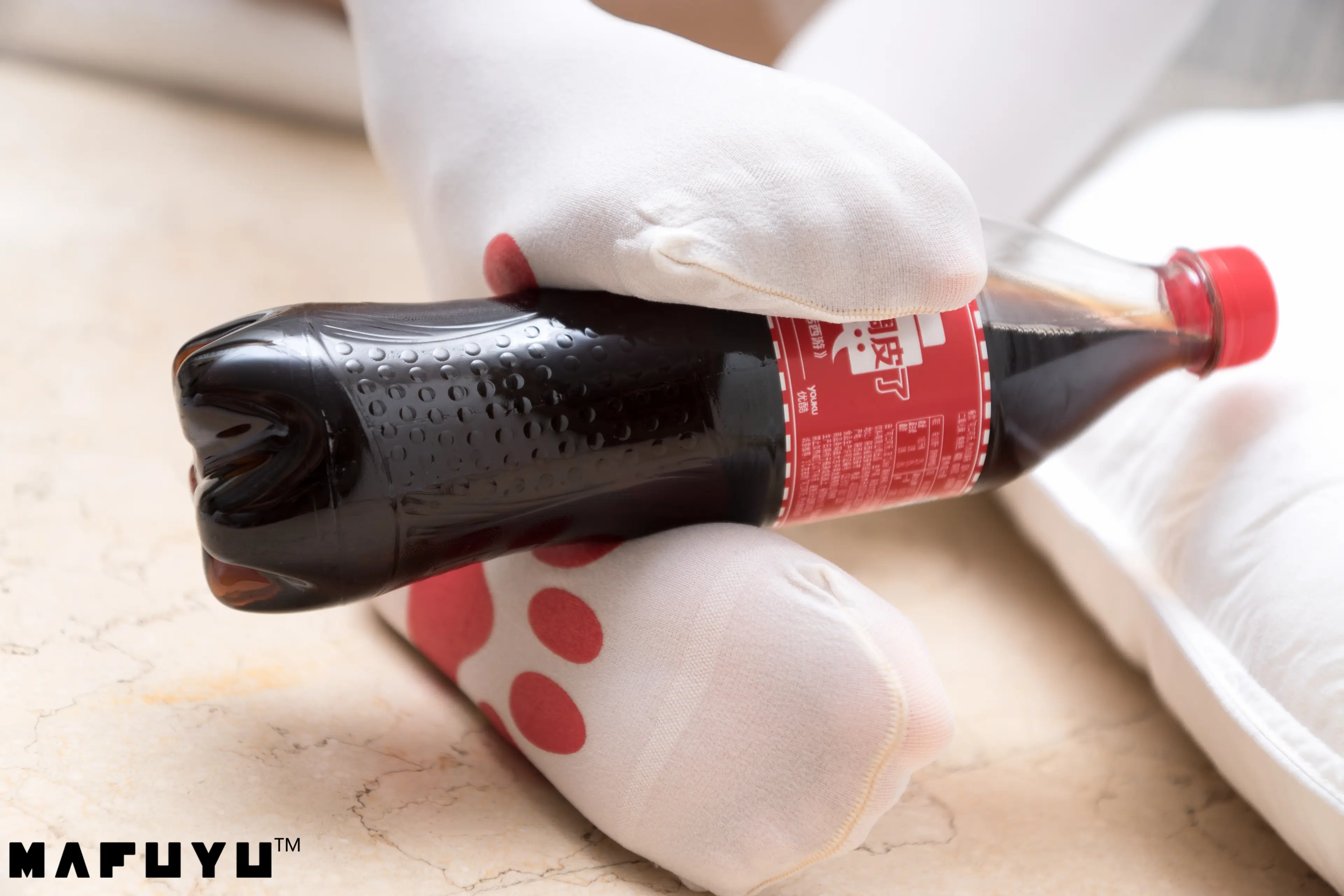 神楽坂真冬 猫爪白丝系列 [100P]