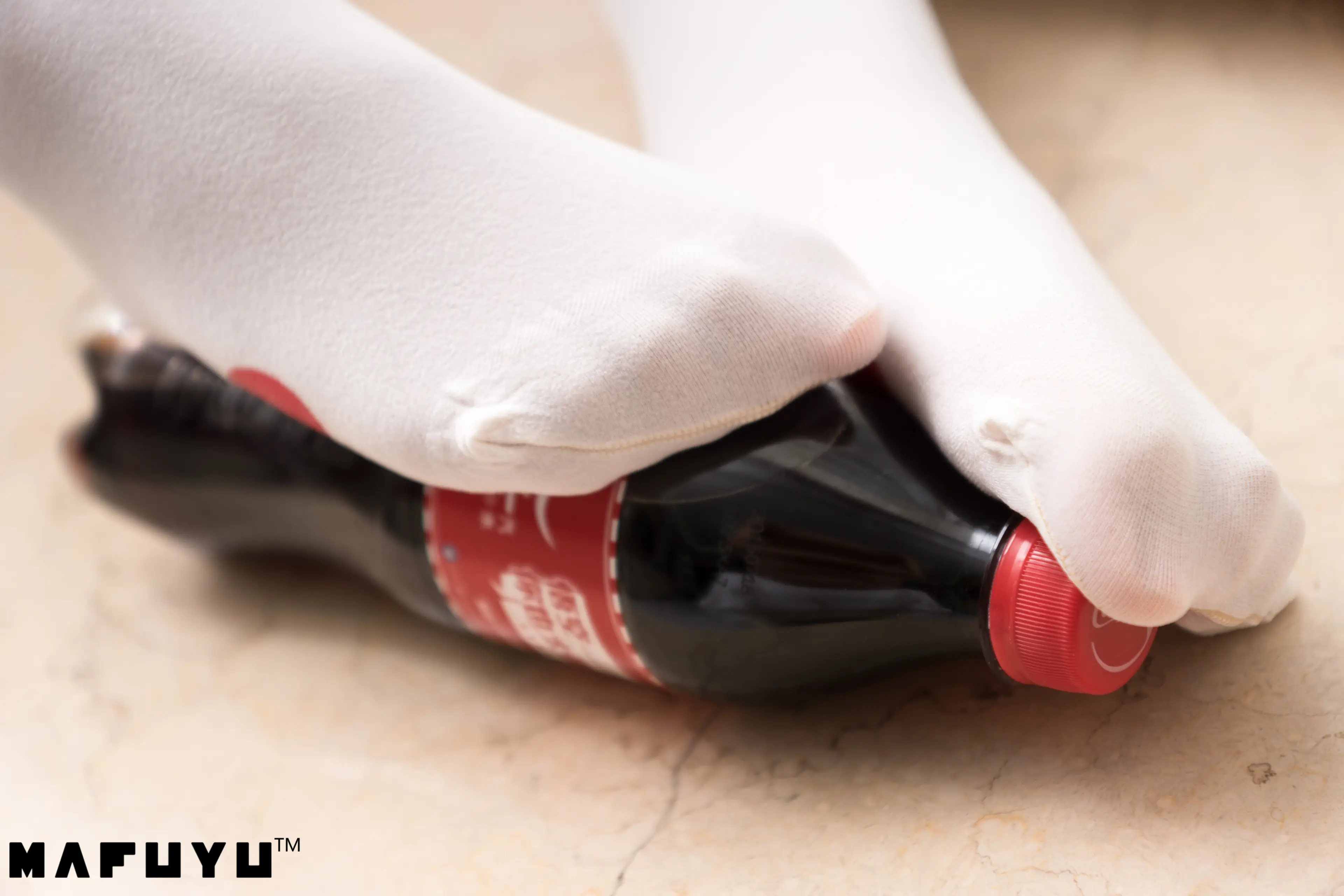 神楽坂真冬 猫爪白丝系列 [100P]