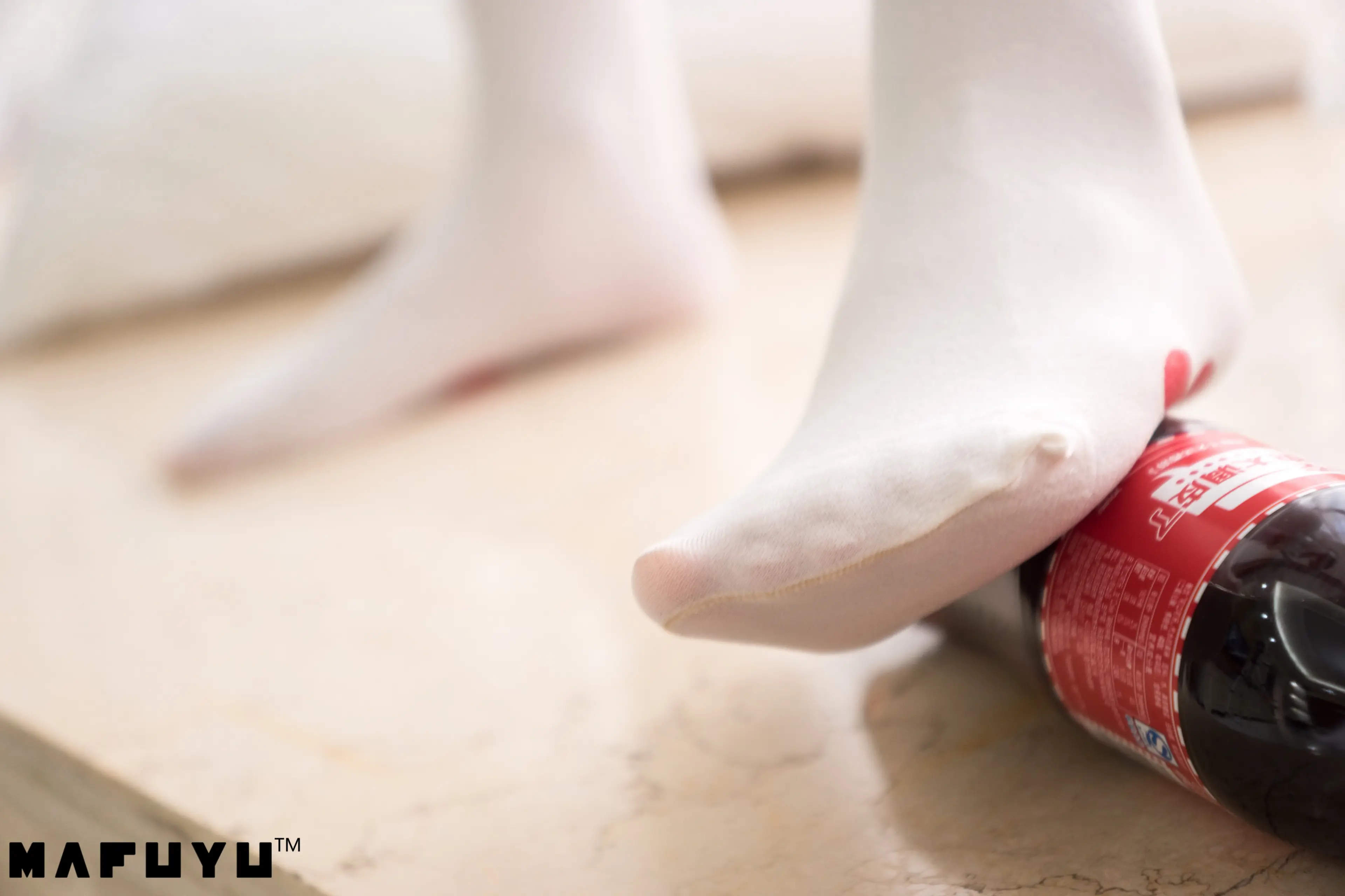 神楽坂真冬 猫爪白丝系列 [100P]